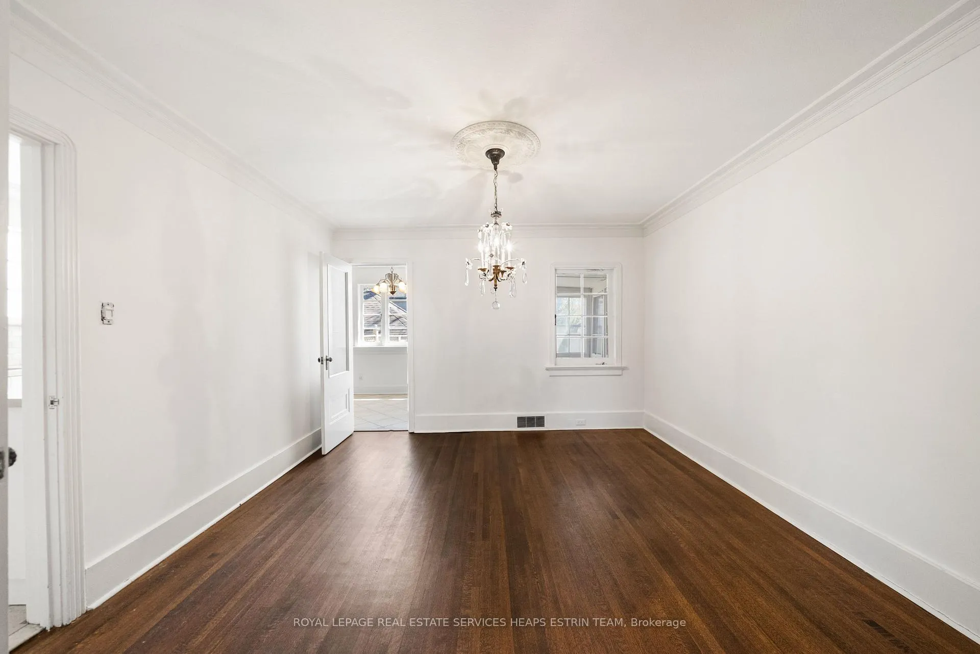 Photo 9 of 61 Sutherland Drive, Toronto, Leaside — HOMEH