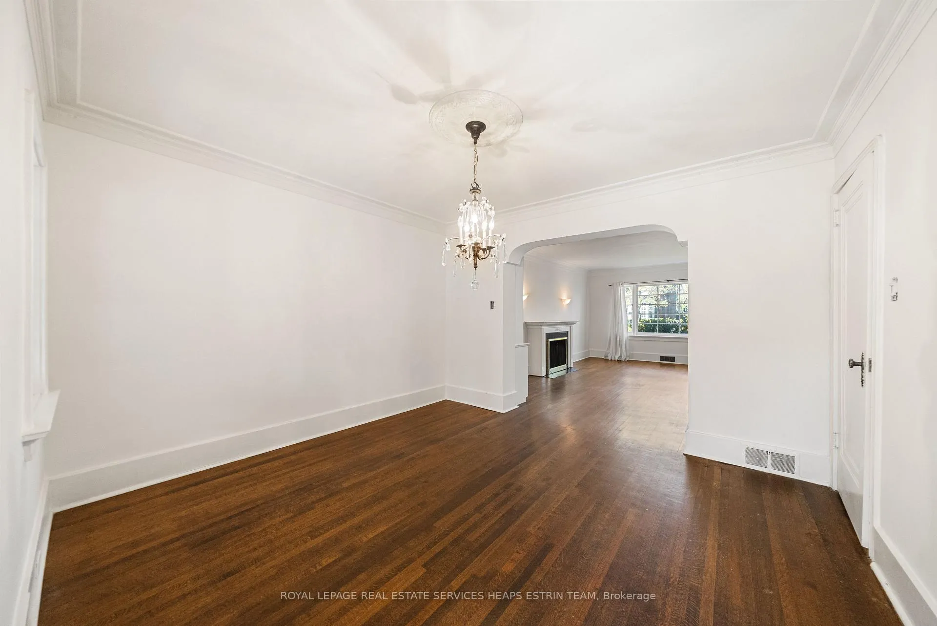 Photo 10 of 61 Sutherland Drive, Toronto, Leaside — HOMEH