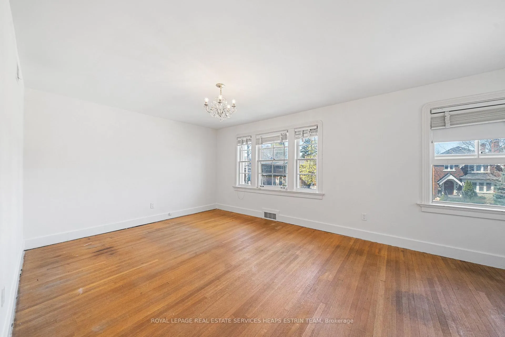 Photo 17 of 61 Sutherland Drive, Toronto, Leaside — HOMEH