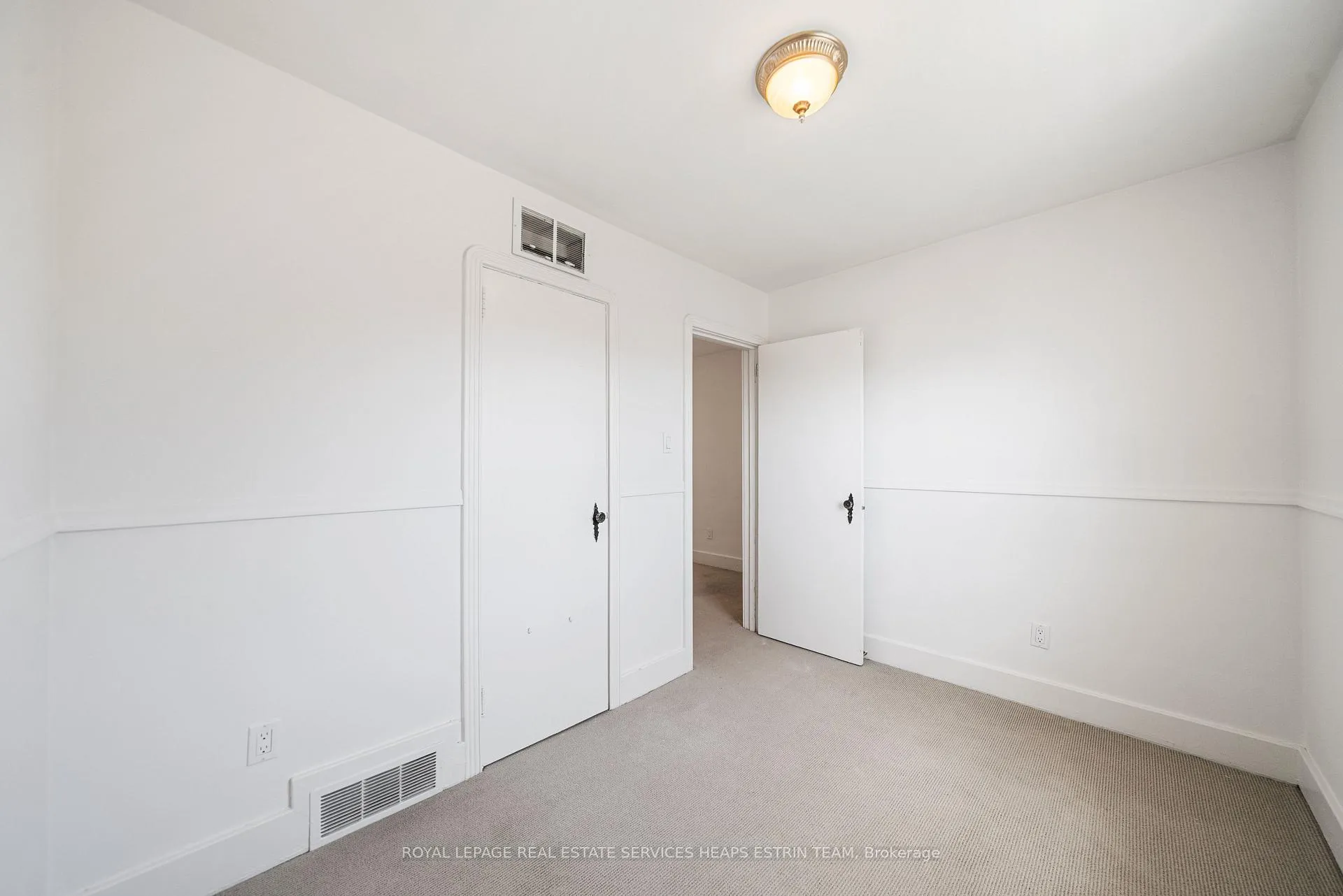 Photo 25 of 61 Sutherland Drive, Toronto, Leaside — HOMEH
