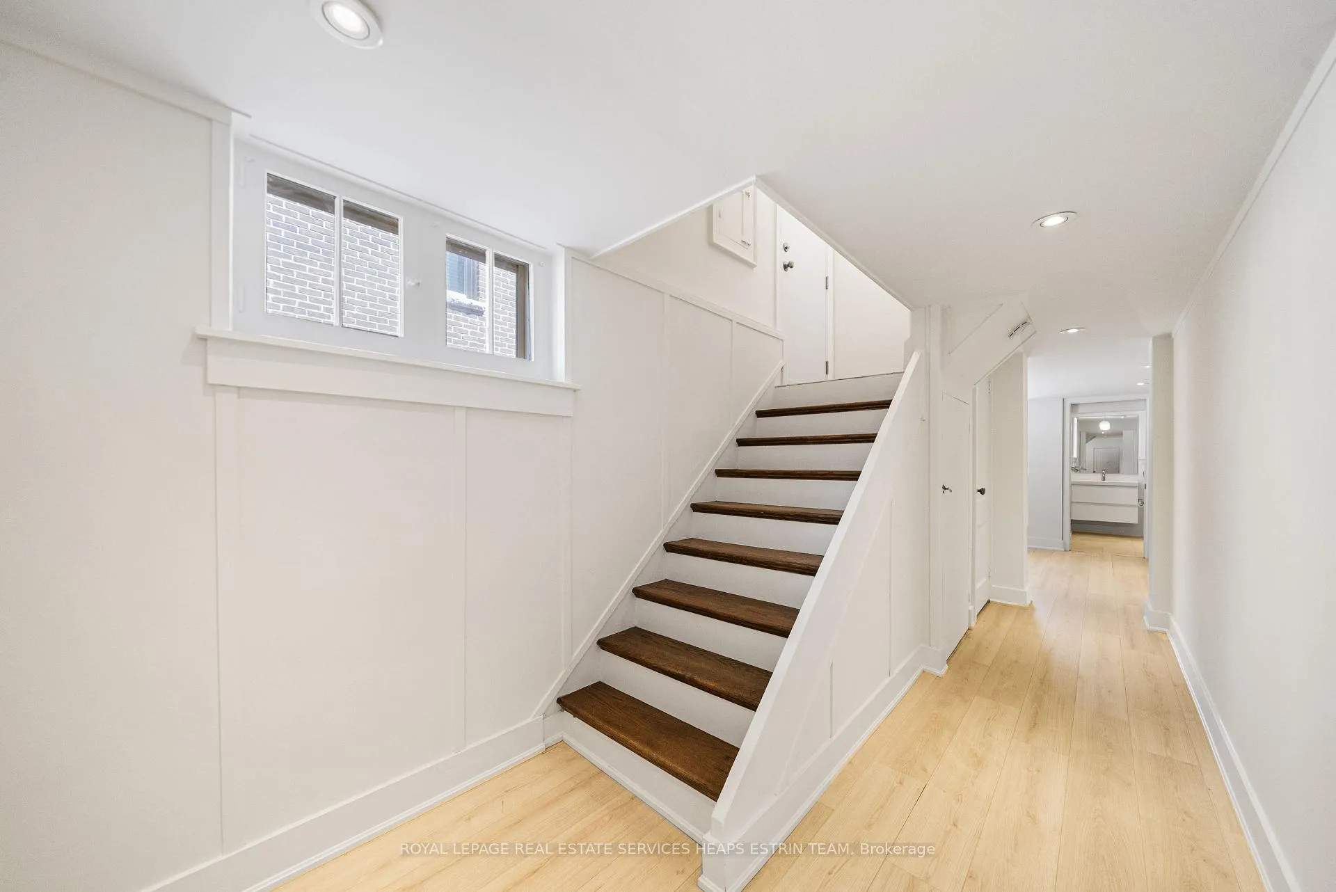 Photo 27 of 61 Sutherland Drive, Toronto, Leaside — HOMEH
