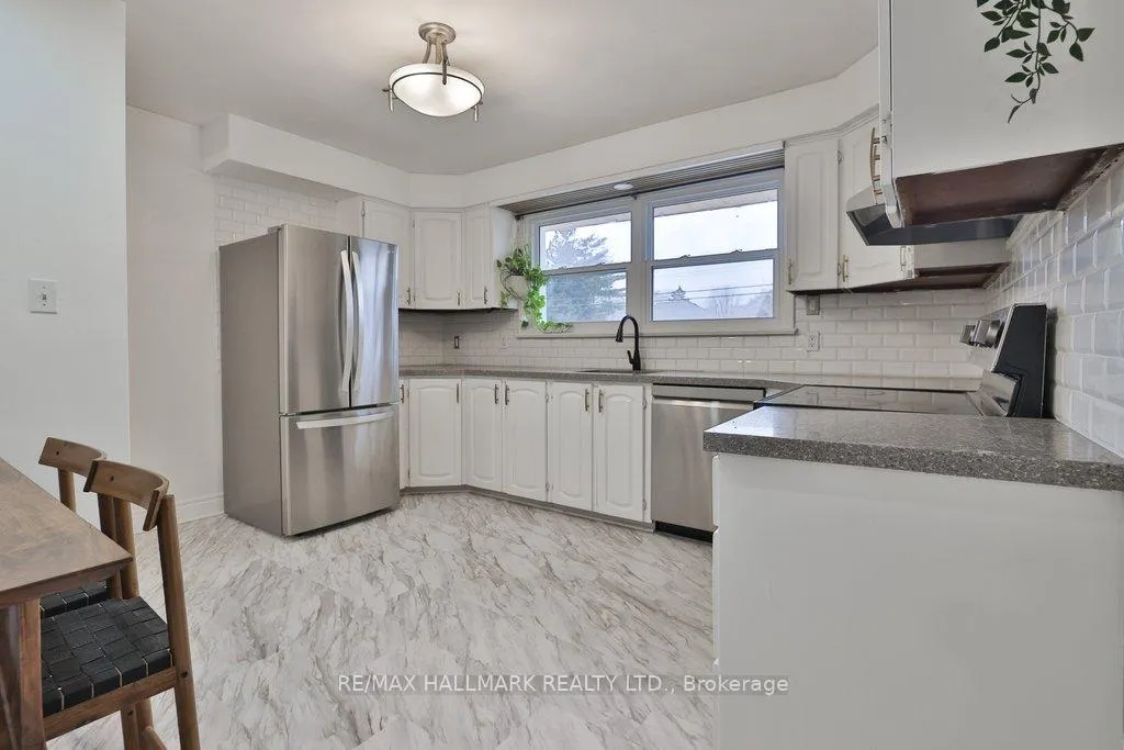 Photo 10 of 2334 Prospect Street, Burlington, Brant — HOMEH
