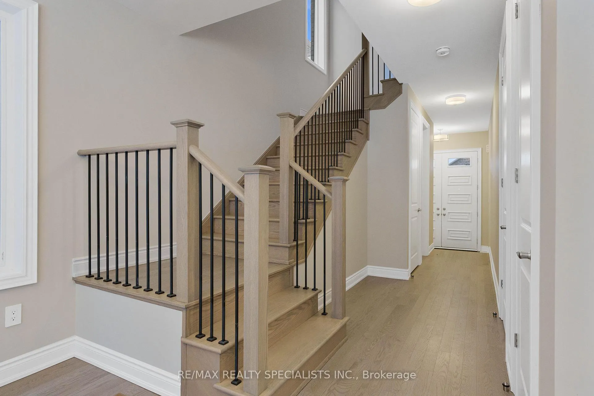 Photo 5 of 29 Periwinkle Road, Springwater, Midhurst — HOMEH