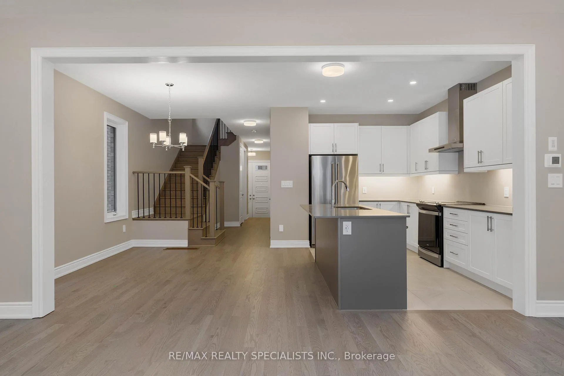 Photo 12 of 29 Periwinkle Road, Springwater, Midhurst — HOMEH