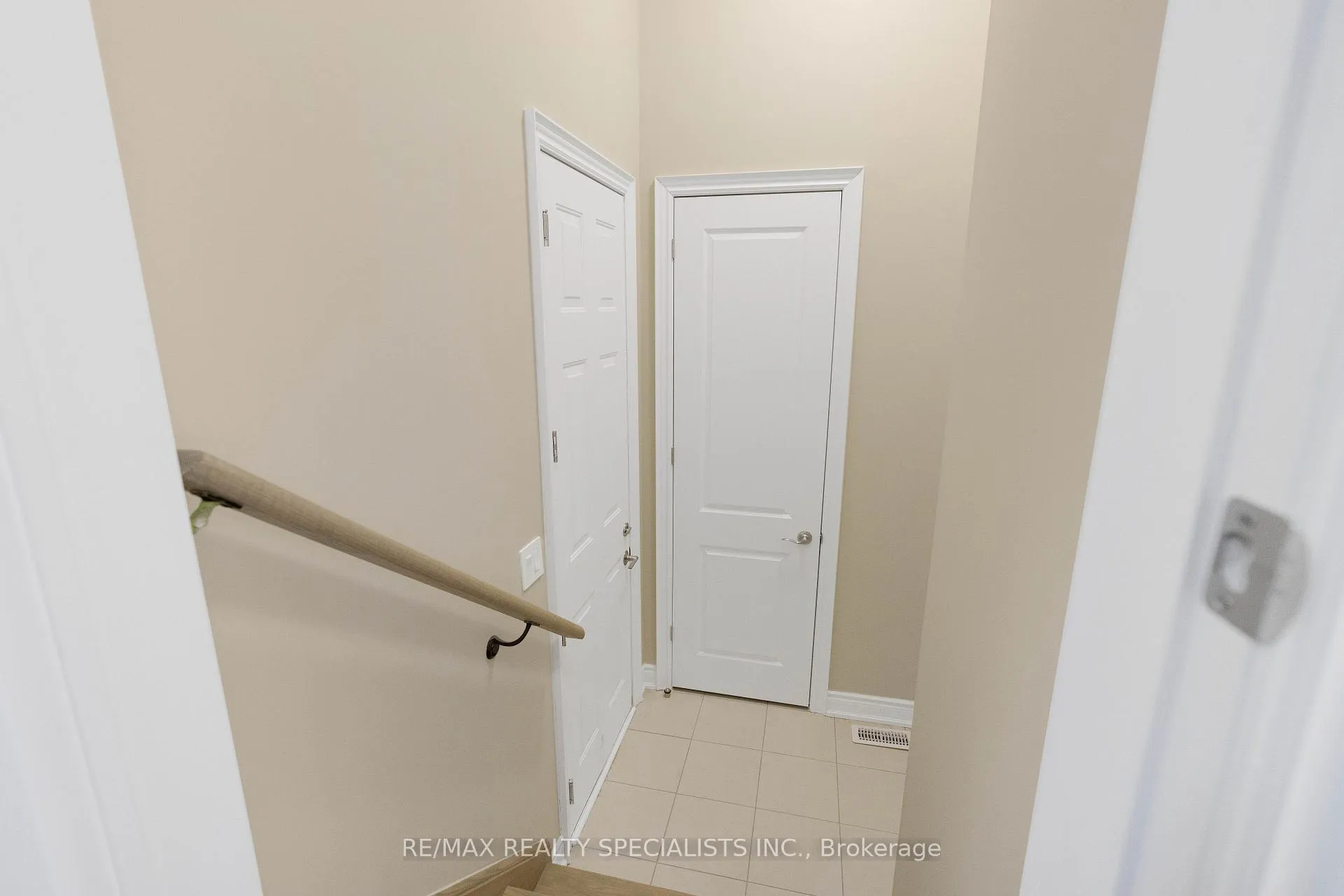 Photo 16 of 29 Periwinkle Road, Springwater, Midhurst — HOMEH