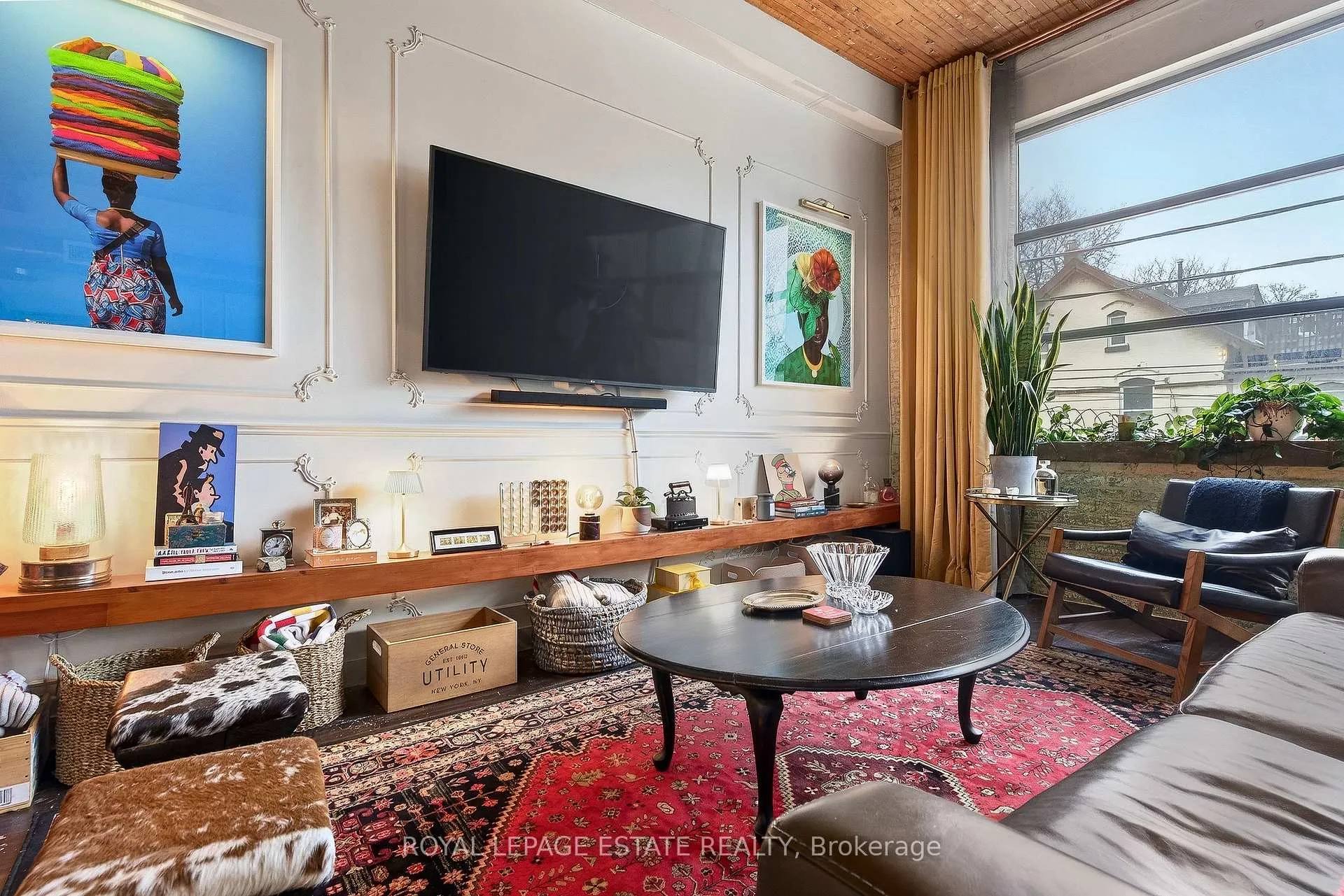 Photo 7 of Unit 216, 365 Dundas Street E, Toronto, Moss Park — HOMEH