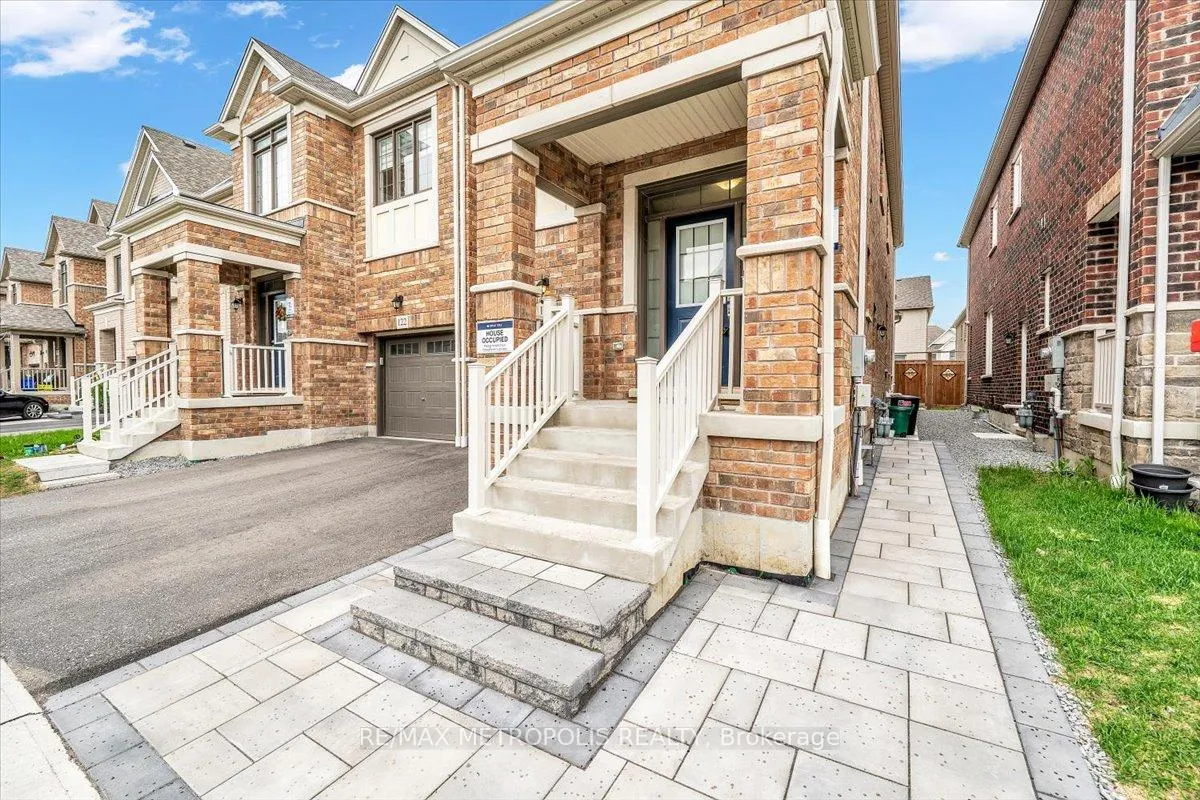 Photo 7 of 120 Laing Drive, Whitby, Rural Whitby — HOMEH