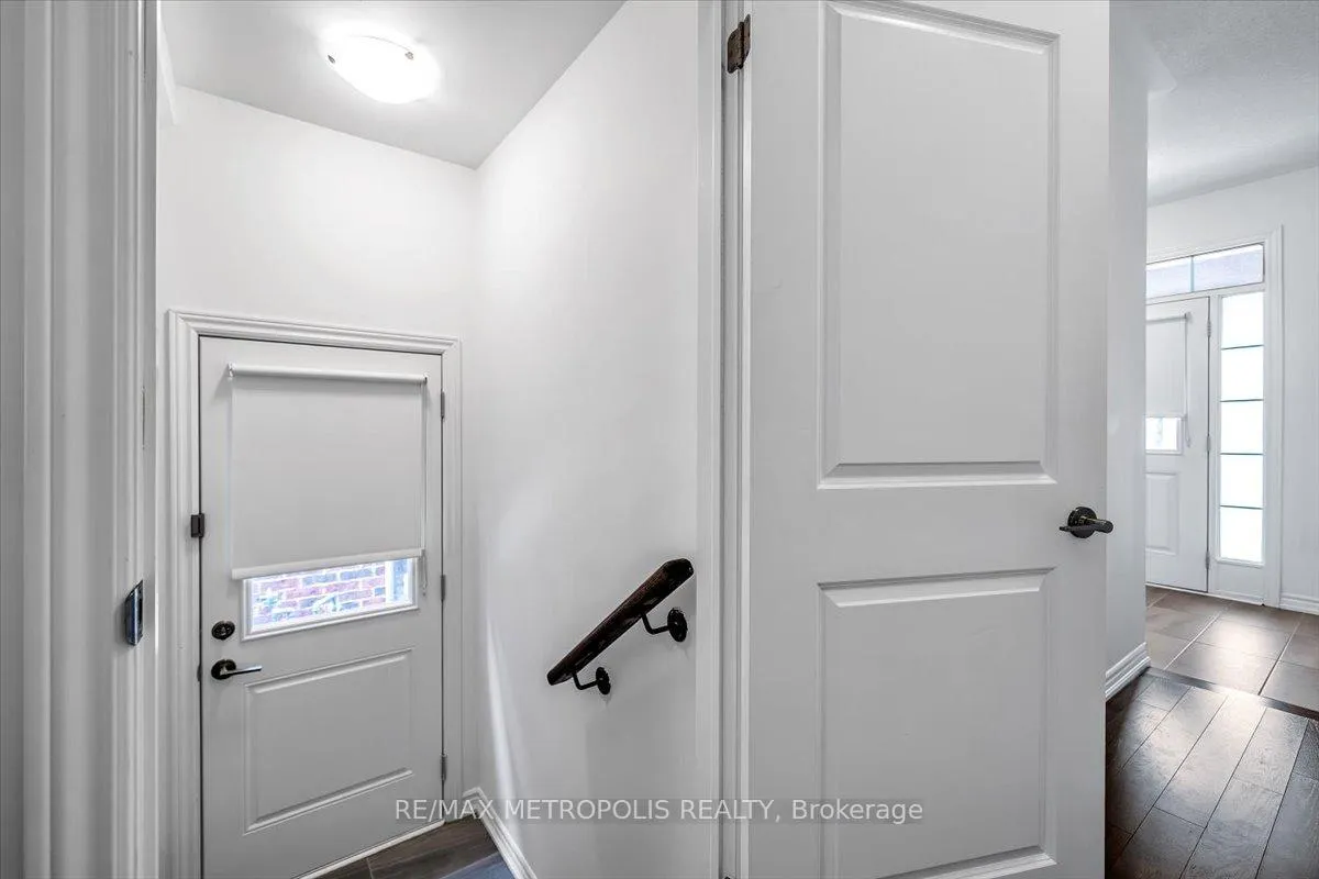 Photo 12 of 120 Laing Drive, Whitby, Rural Whitby — HOMEH