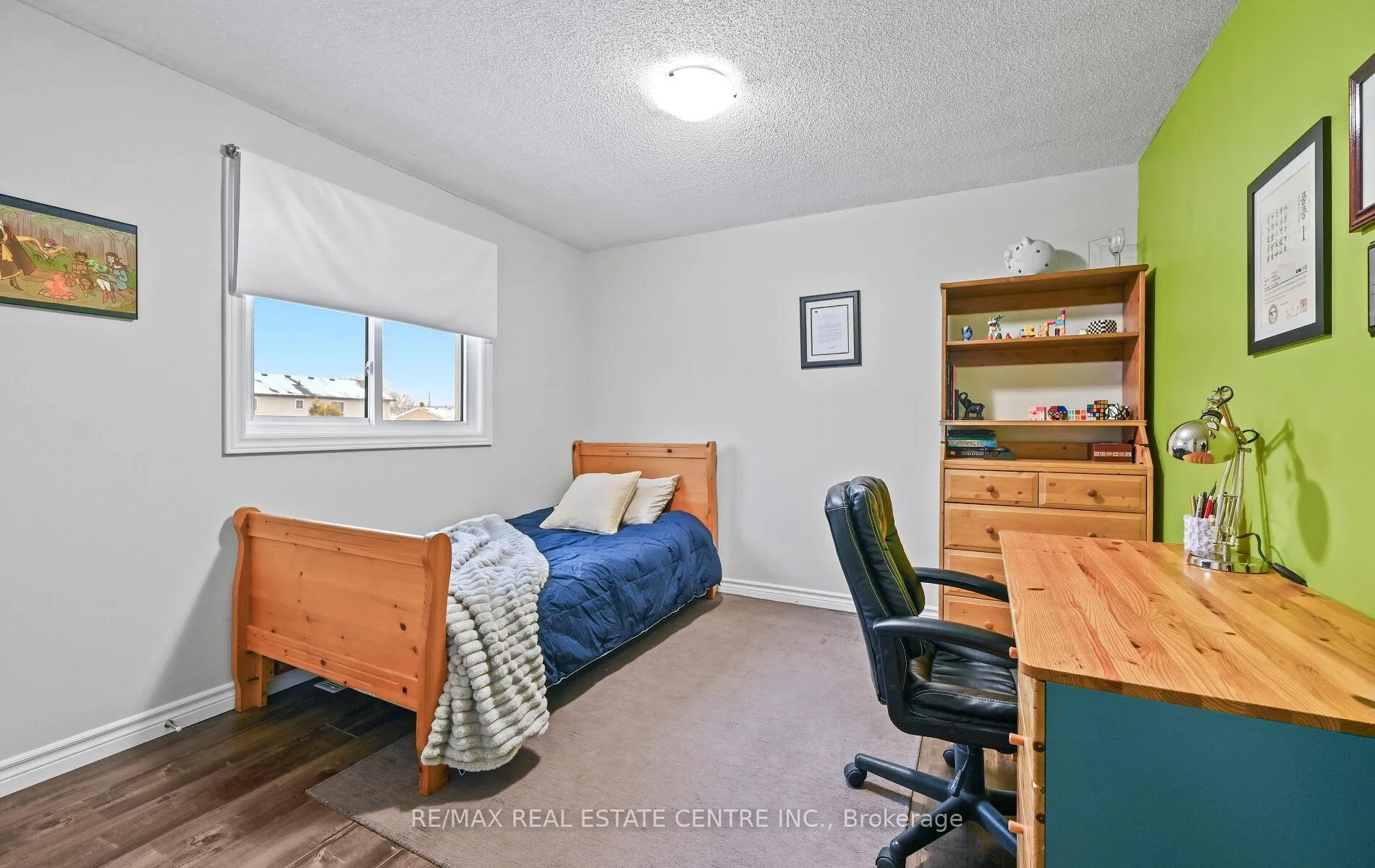 Photo 30 of 84 Viscount Road, Brantford, Lynden Hills — HOMEH