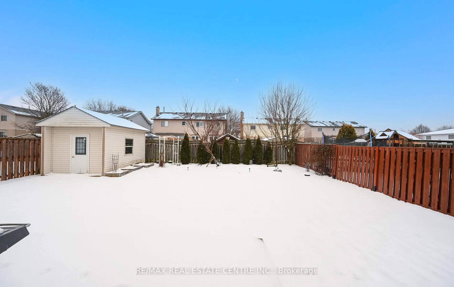 Photo 45 of 84 Viscount Road, Brantford, Lynden Hills — HOMEH