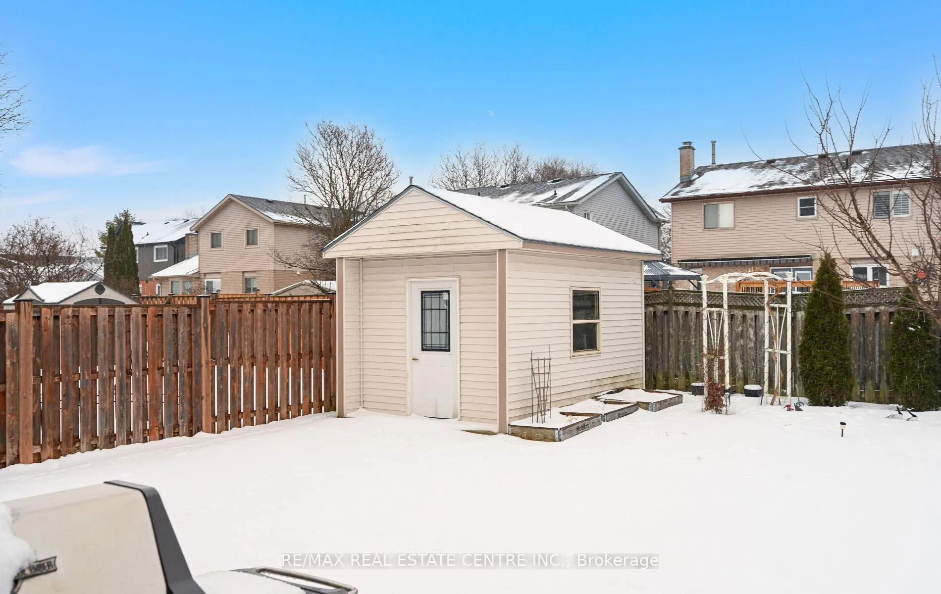 Photo 46 of 84 Viscount Road, Brantford, Lynden Hills — HOMEH