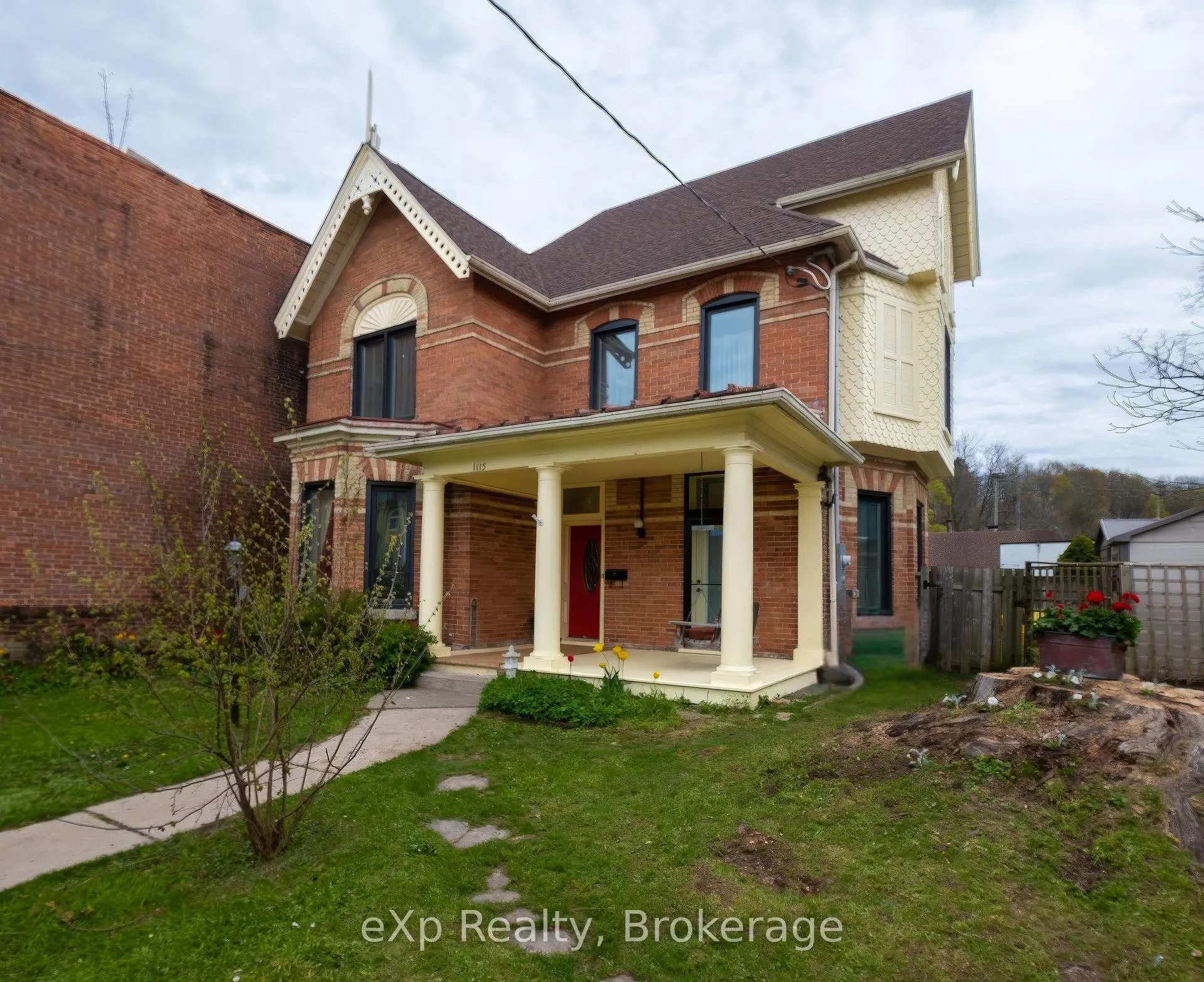 Photo 1 of 1115 4th Avenue E, Owen Sound — HOMEH