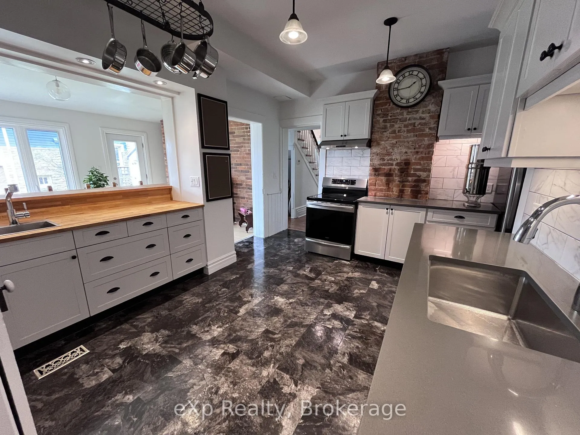 Photo 13 of 1115 4th Avenue E, Owen Sound — HOMEH