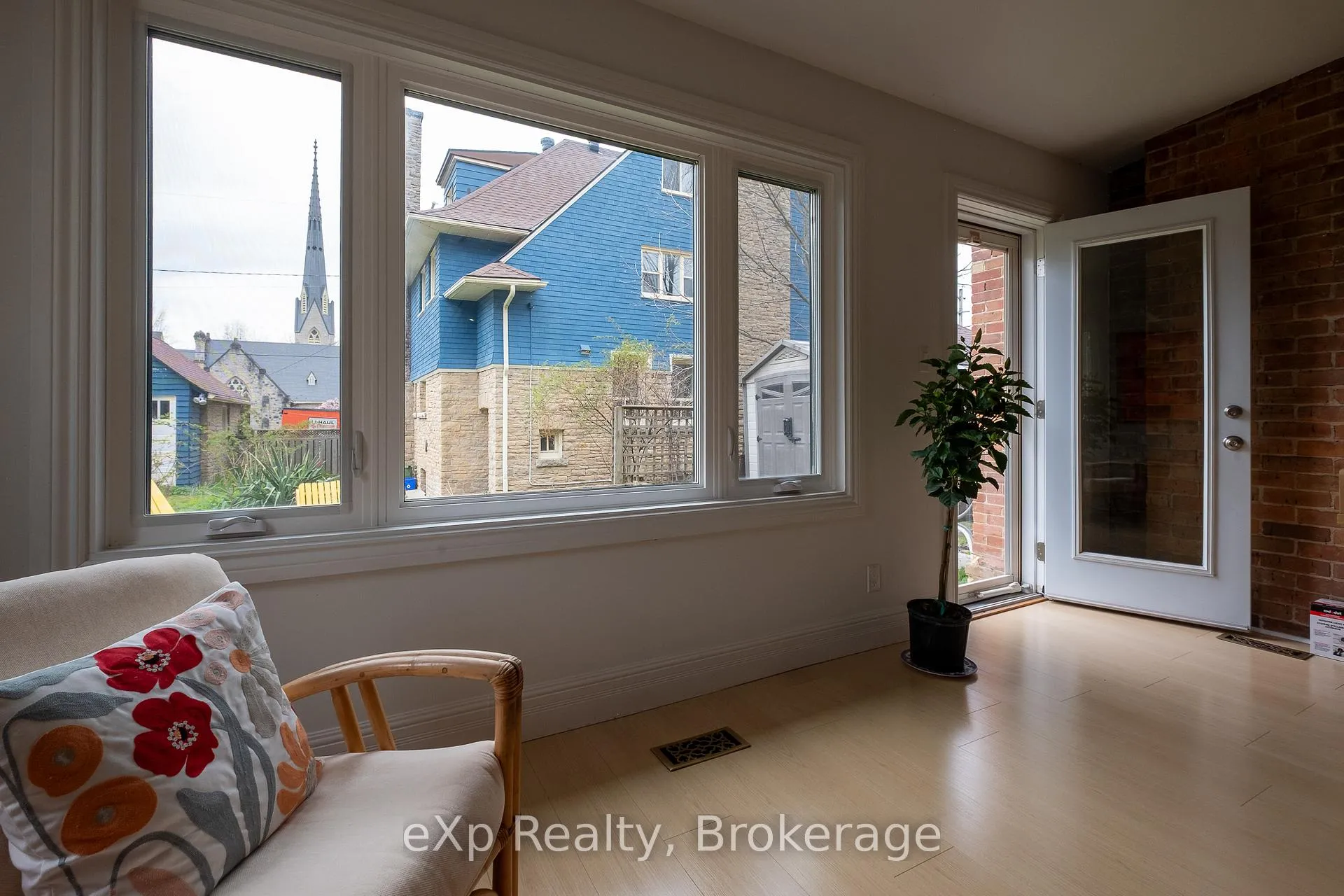 Photo 19 of 1115 4th Avenue E, Owen Sound — HOMEH