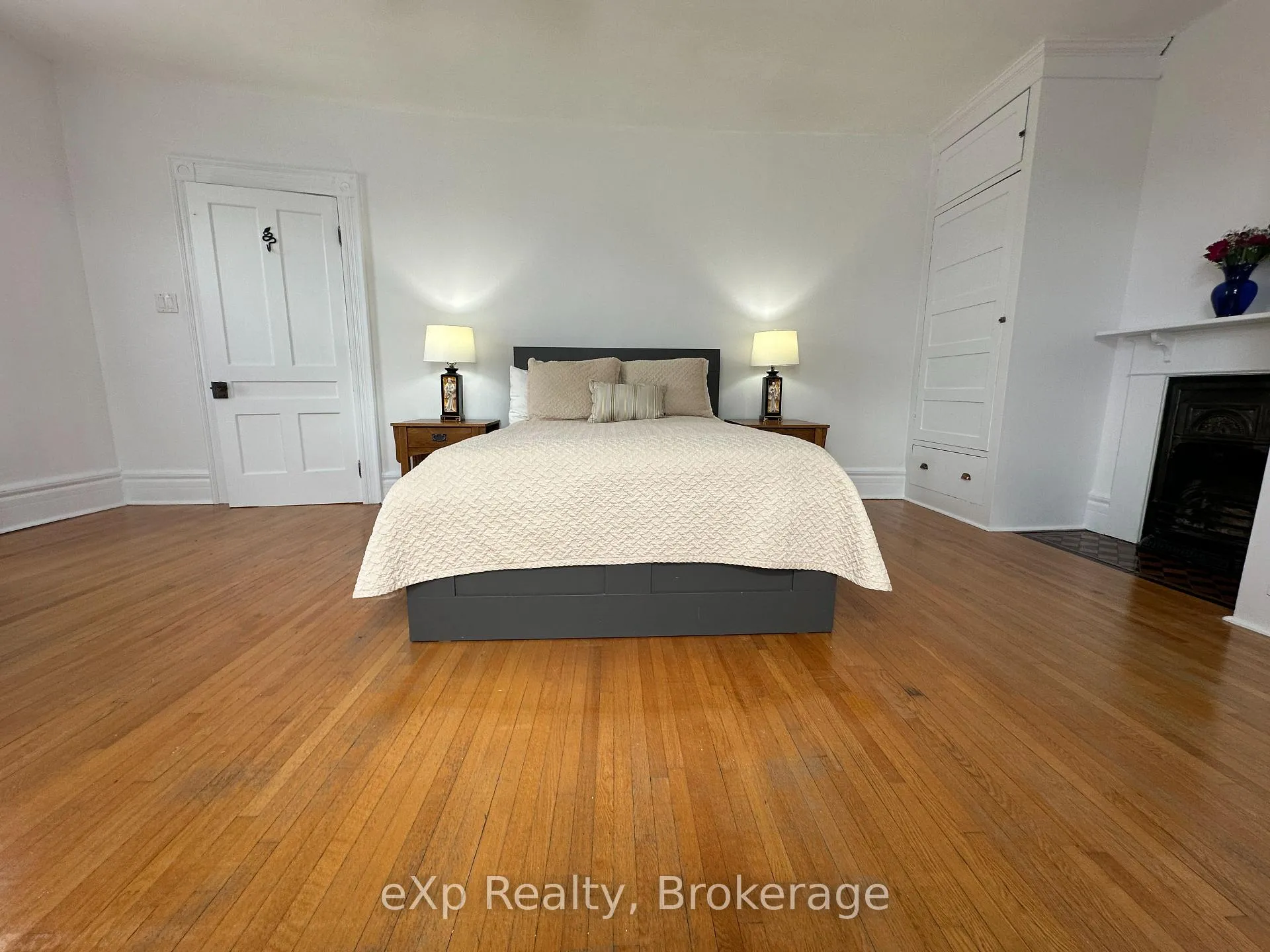 Photo 23 of 1115 4th Avenue E, Owen Sound — HOMEH