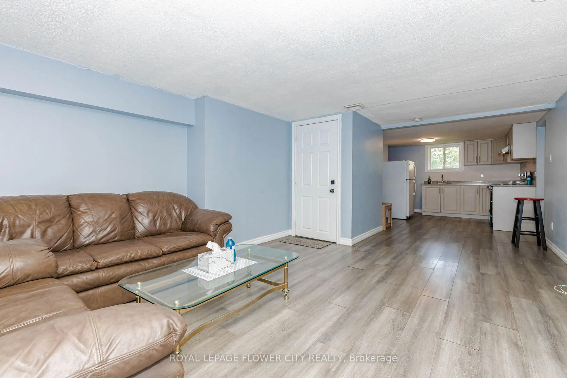 Photo 31 of 37 Warwick Road, Hamilton, Stoney Creek — HOMEH