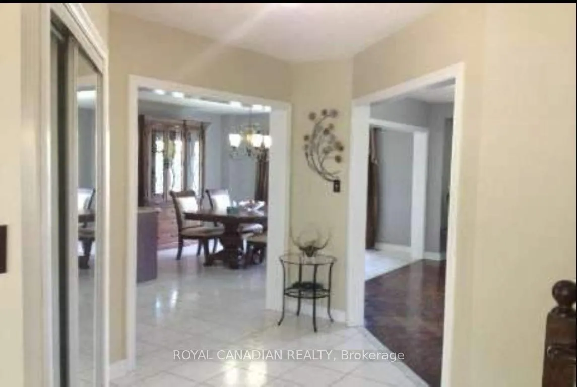 Photo 6 of 87 Sunny Meadow Boulevard, Brampton, Sandringham-Wellington — HOMEH