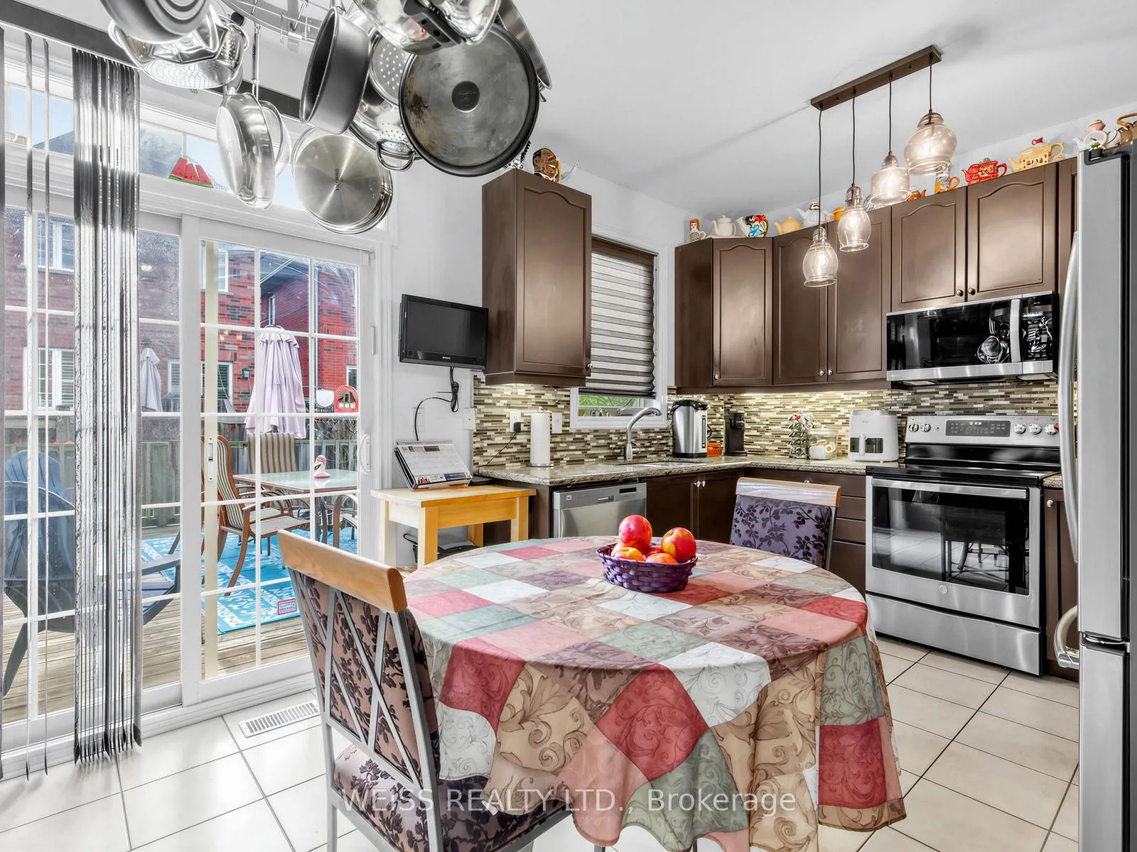 Photo 15 of 446 Lady Nadia Drive, Vaughan, Patterson — HOMEH