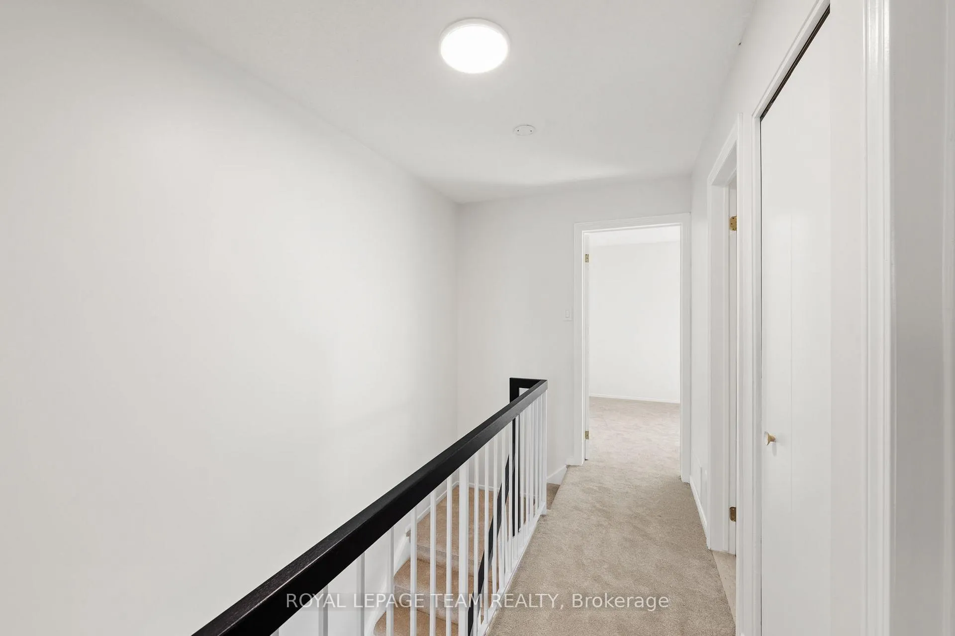 Photo 20 of 93 Hewitt Way, Ottawa, Kanata - Katimavik — HOMEH