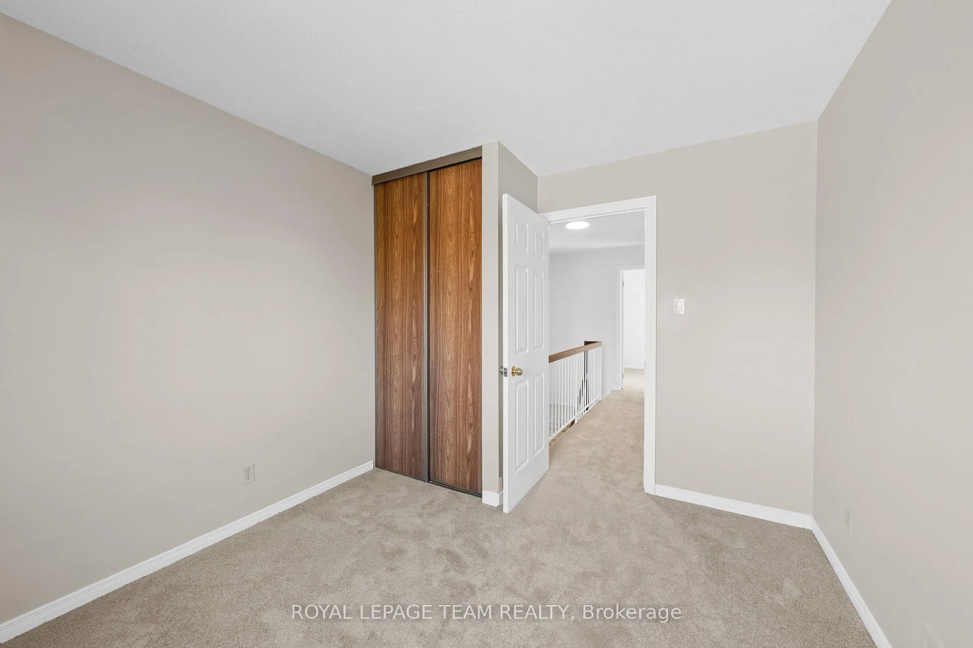 Photo 29 of 93 Hewitt Way, Ottawa, Kanata - Katimavik — HOMEH