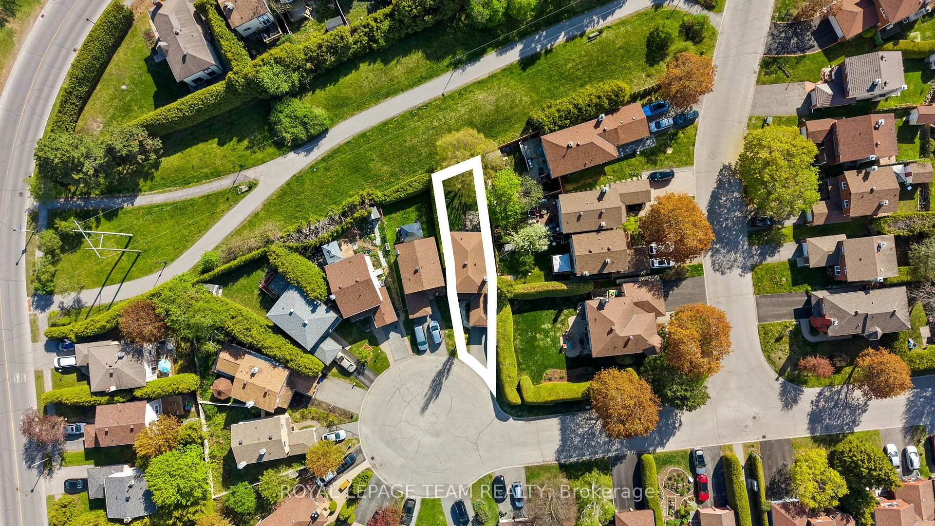 Photo 37 of 93 Hewitt Way, Ottawa, Kanata - Katimavik — HOMEH