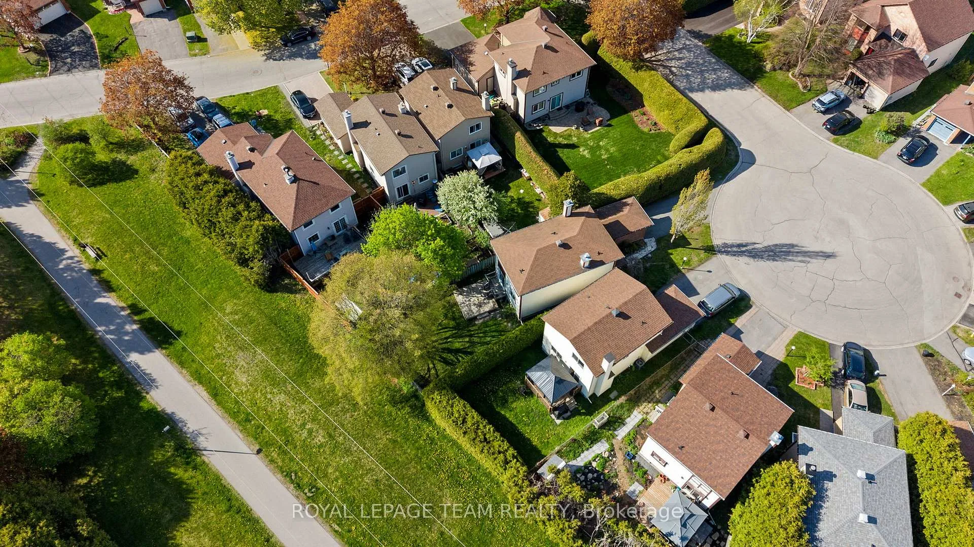 Photo 41 of 93 Hewitt Way, Ottawa, Kanata - Katimavik — HOMEH