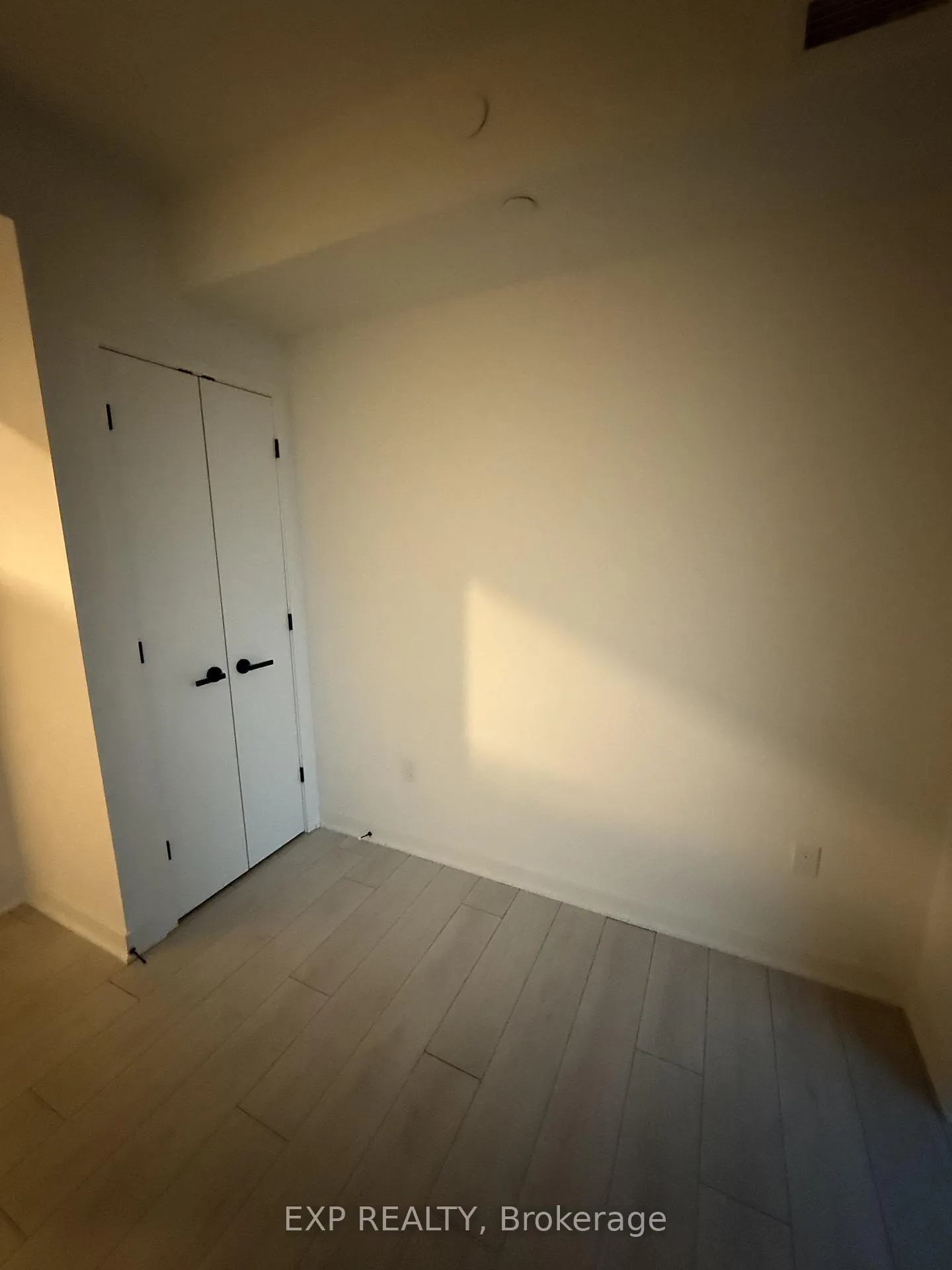 Photo 11 of Unit 1503, 55 Charles Street E, Toronto, Church-Yonge Corridor — HOMEH