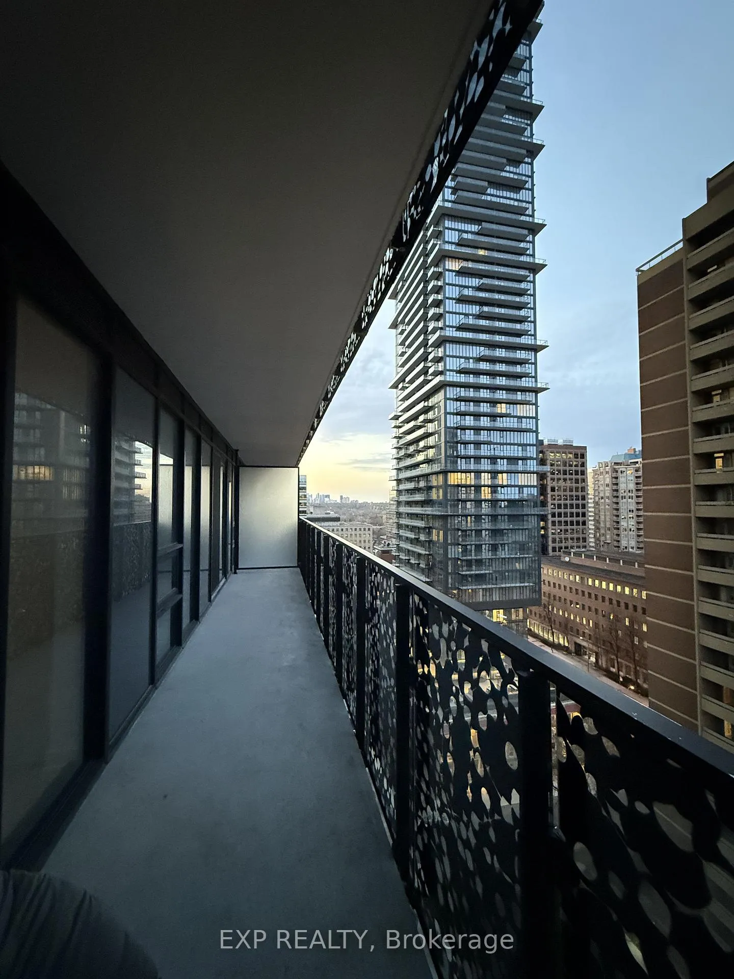 Photo 18 of Unit 1503, 55 Charles Street E, Toronto, Church-Yonge Corridor — HOMEH