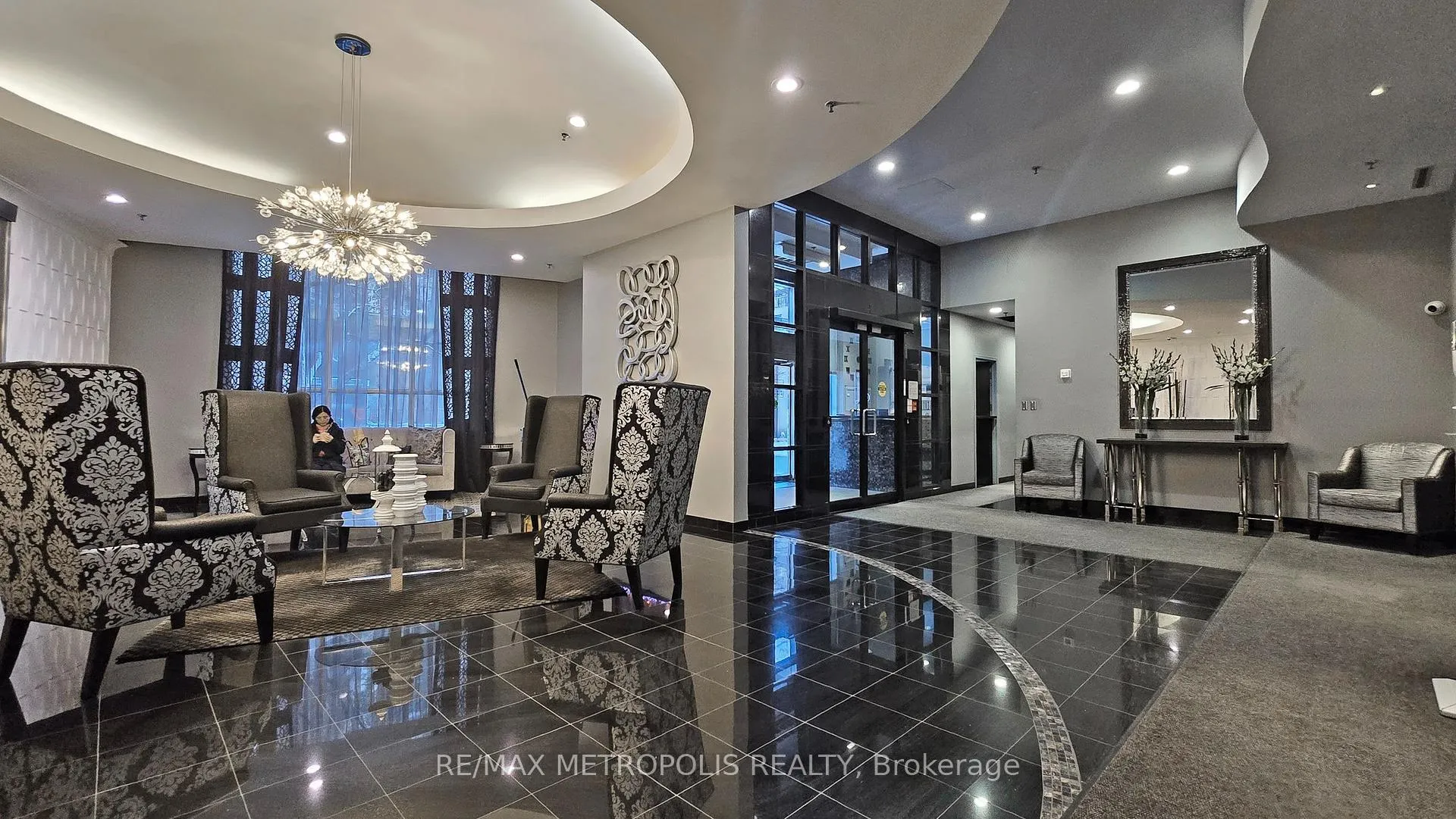 Photo 4 of Unit 311, 7 Carlton Street, Toronto, Church-Yonge Corridor — HOMEH