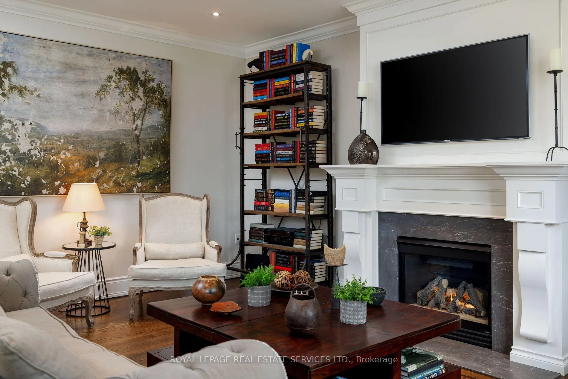 Photo 7 of 23 Glenmanor Drive, Oakville, Central — HOMEH