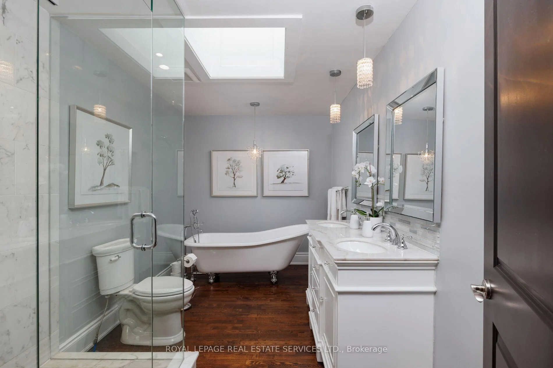 Photo 17 of 23 Glenmanor Drive, Oakville, Central — HOMEH
