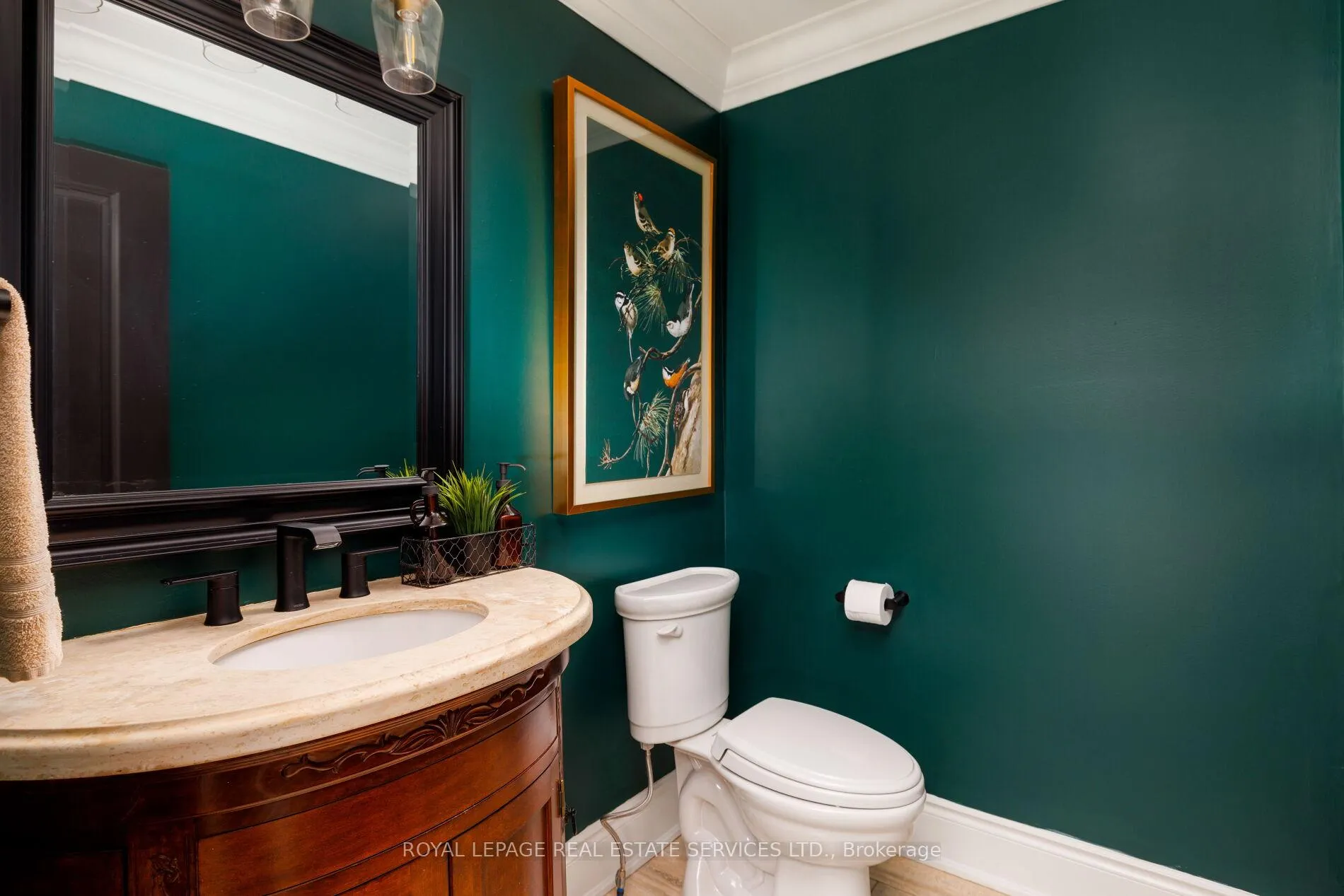 Photo 22 of 23 Glenmanor Drive, Oakville, Central — HOMEH