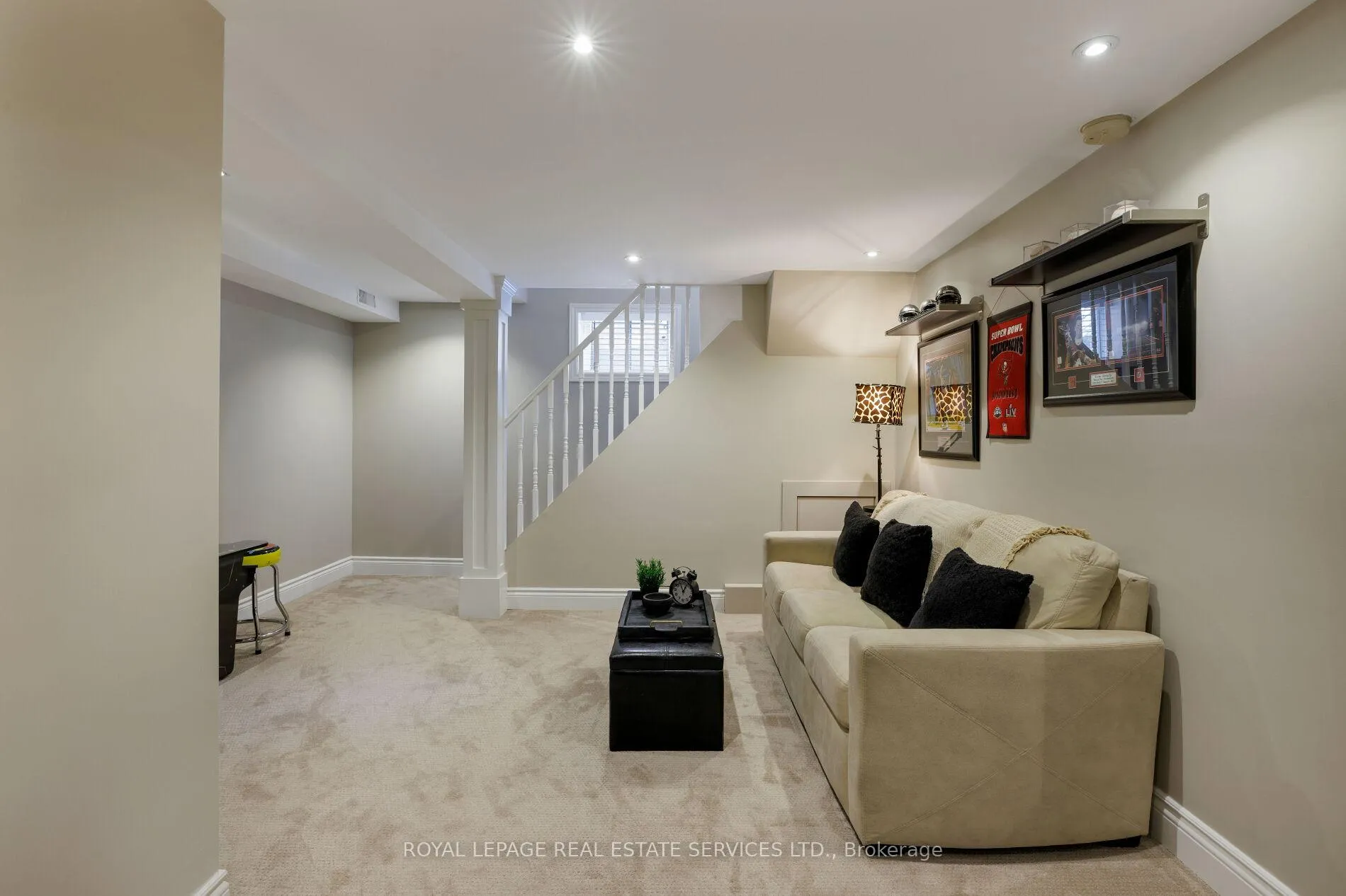 Photo 23 of 23 Glenmanor Drive, Oakville, Central — HOMEH