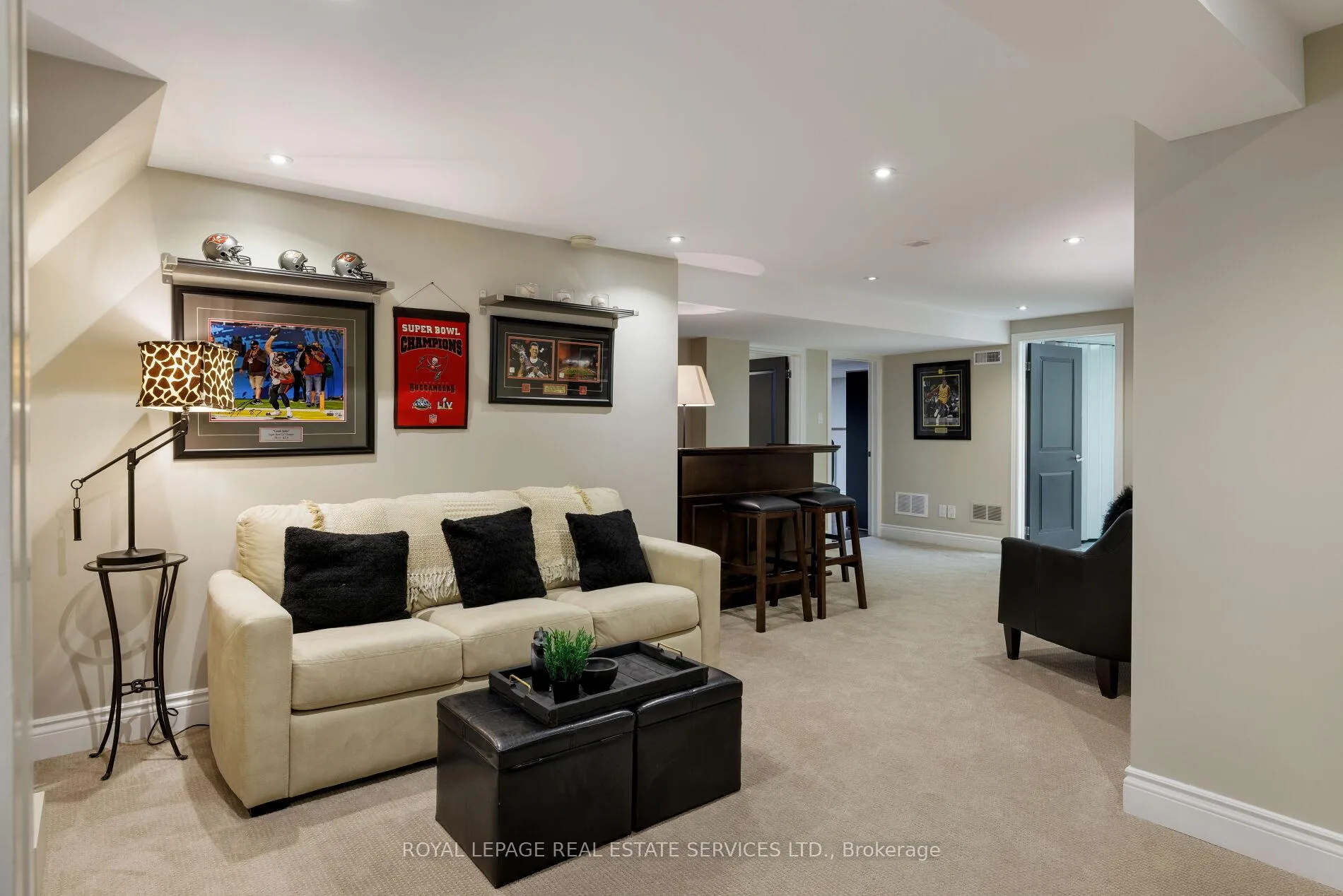 Photo 24 of 23 Glenmanor Drive, Oakville, Central — HOMEH