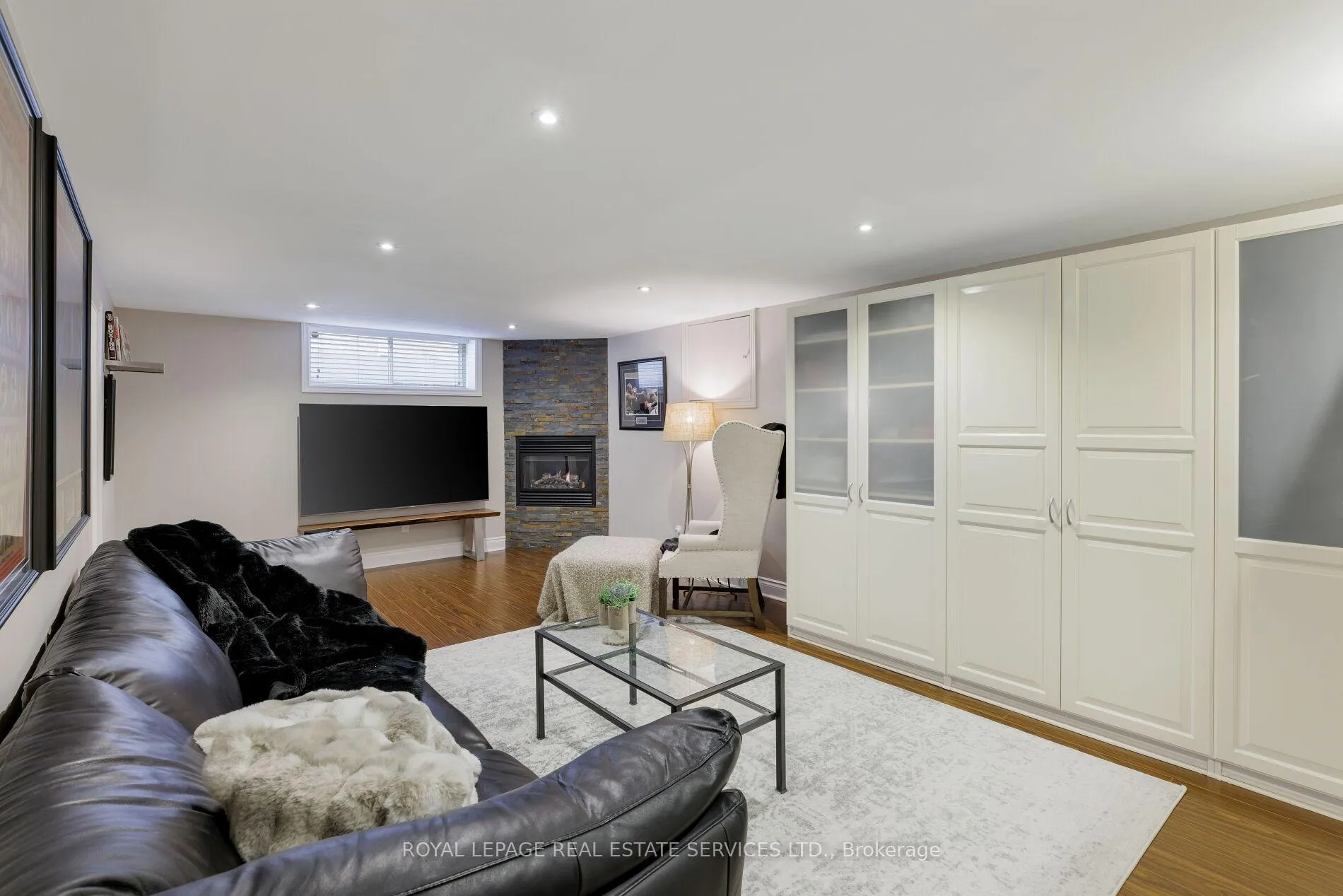 Photo 29 of 23 Glenmanor Drive, Oakville, Central — HOMEH