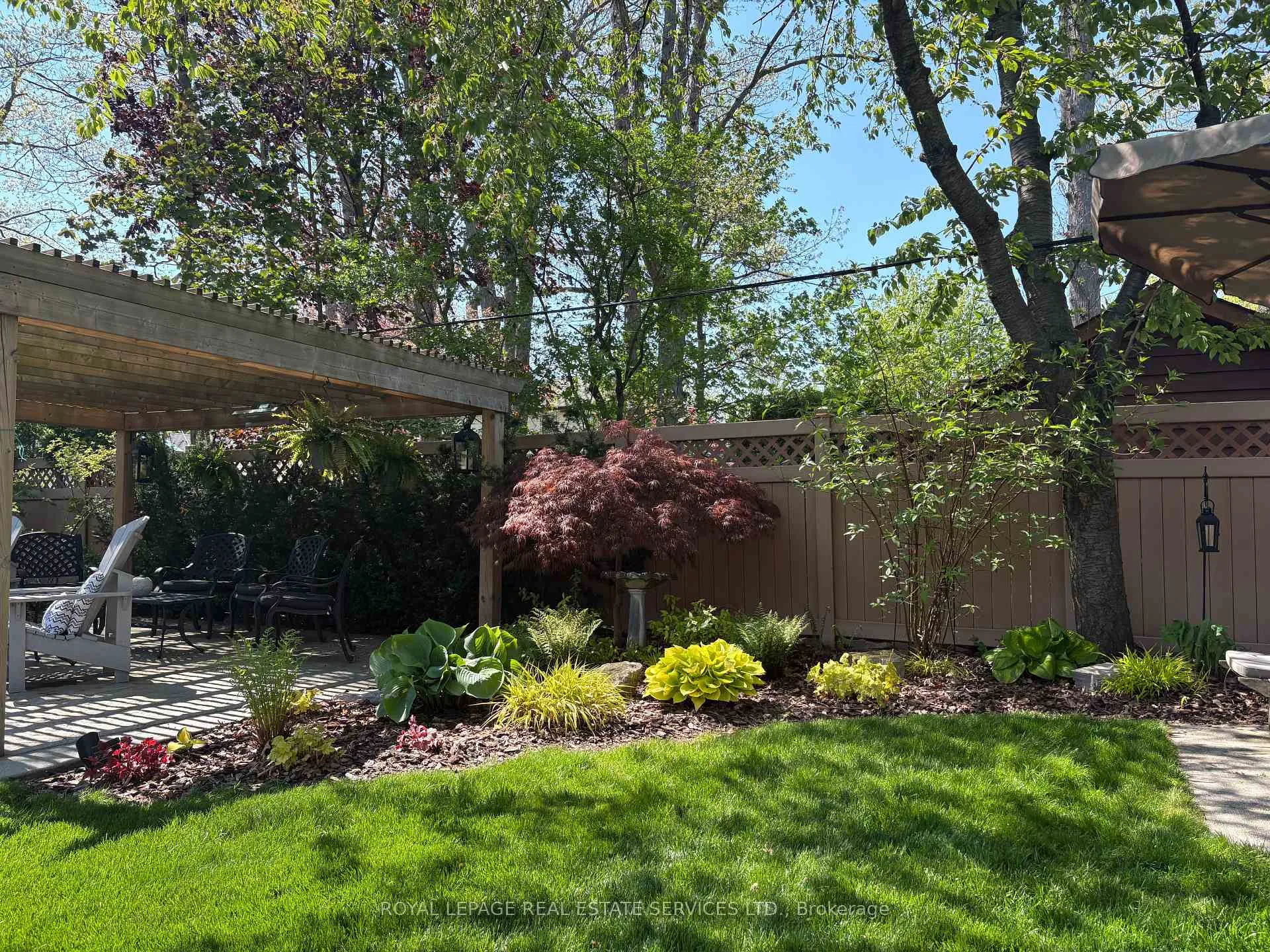 Photo 33 of 23 Glenmanor Drive, Oakville, Central — HOMEH