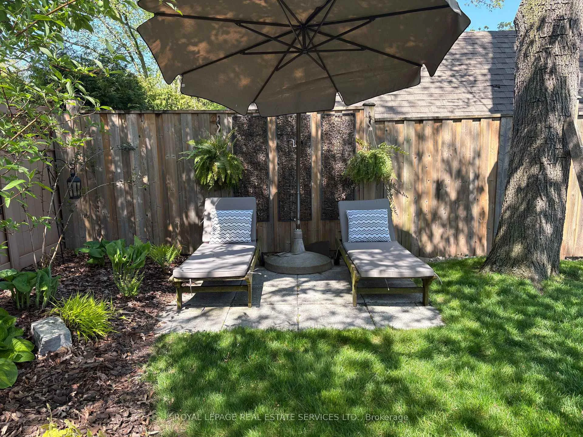 Photo 34 of 23 Glenmanor Drive, Oakville, Central — HOMEH