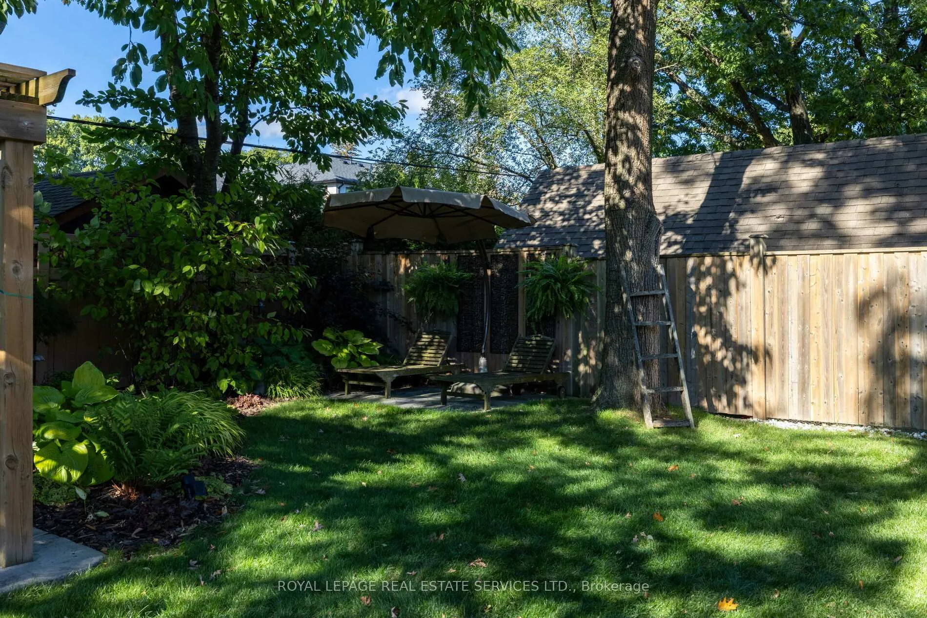 Photo 43 of 23 Glenmanor Drive, Oakville, Central — HOMEH