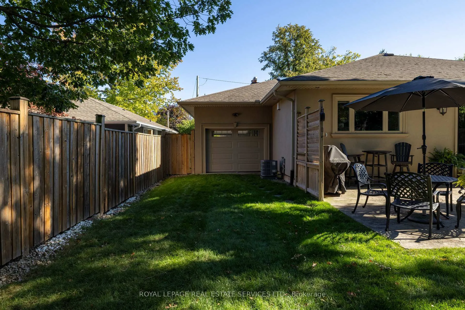 Photo 46 of 23 Glenmanor Drive, Oakville, Central — HOMEH