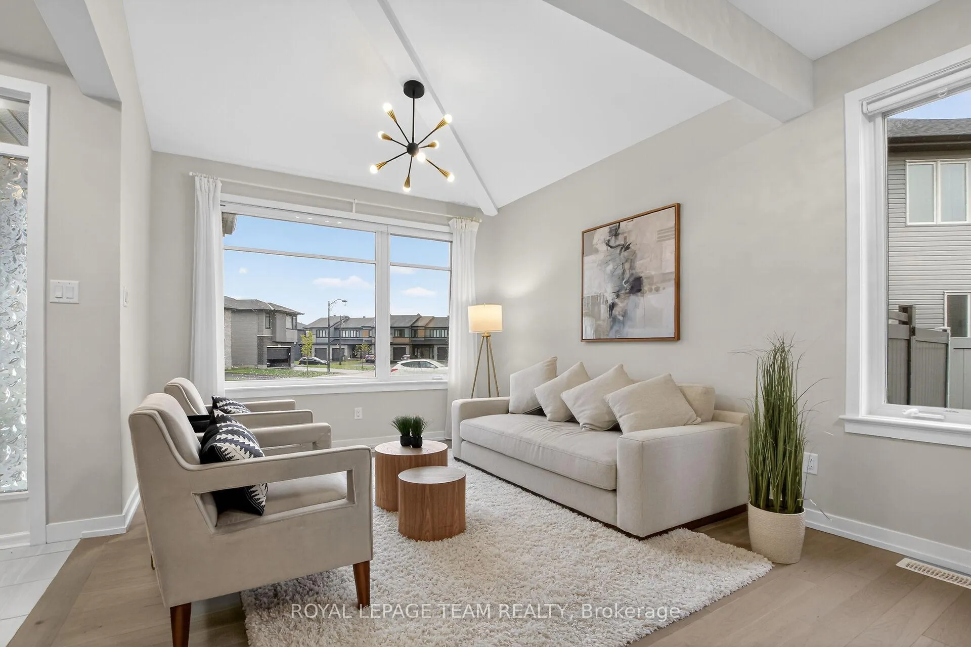 Photo 8 of 408 Gidran Circle, Ottawa, Kanata - Emerald Meadows/Trailwest — HOMEH