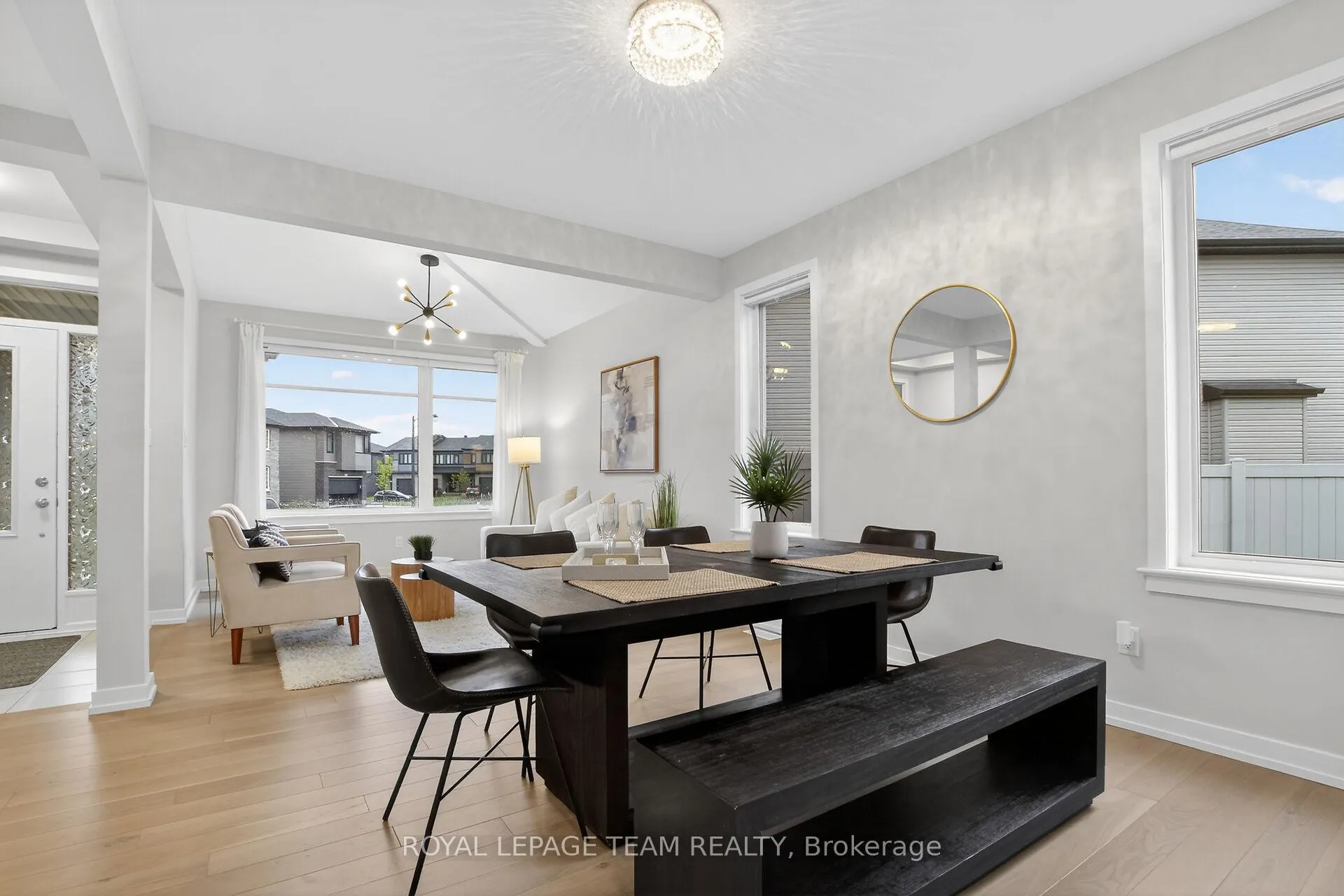 Photo 10 of 408 Gidran Circle, Ottawa, Kanata - Emerald Meadows/Trailwest — HOMEH