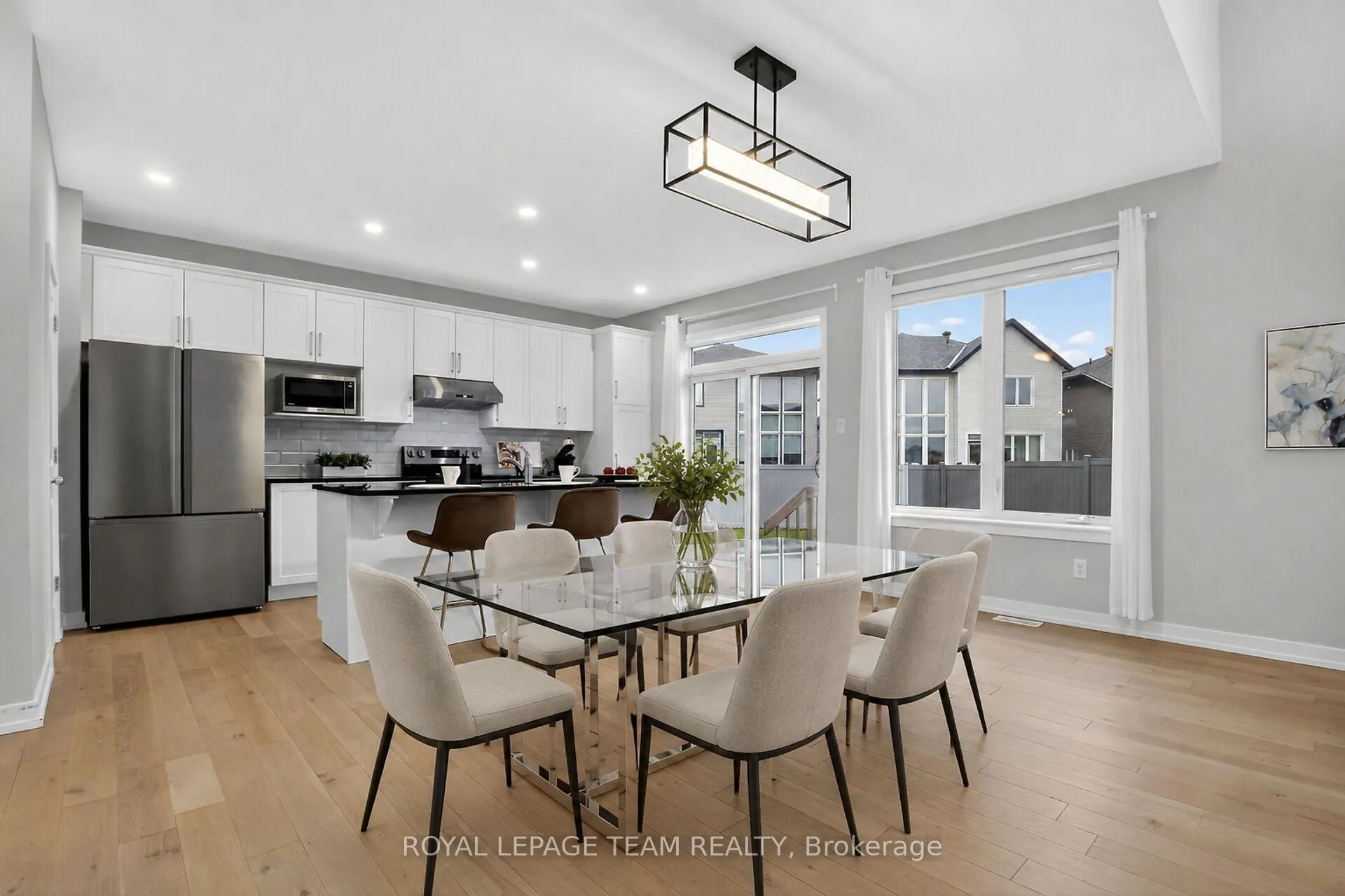 Photo 17 of 408 Gidran Circle, Ottawa, Kanata - Emerald Meadows/Trailwest — HOMEH