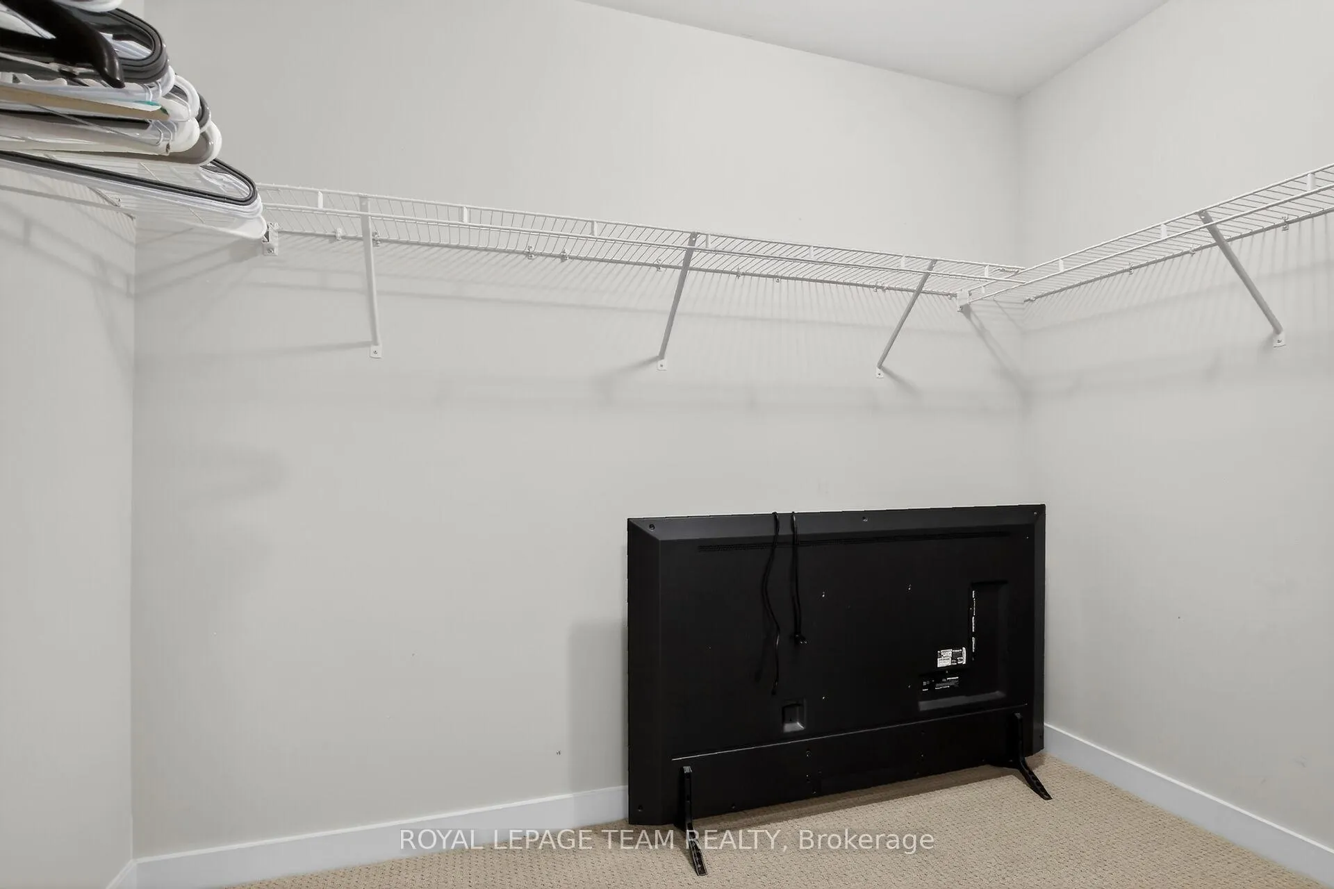 Photo 34 of 408 Gidran Circle, Ottawa, Kanata - Emerald Meadows/Trailwest — HOMEH