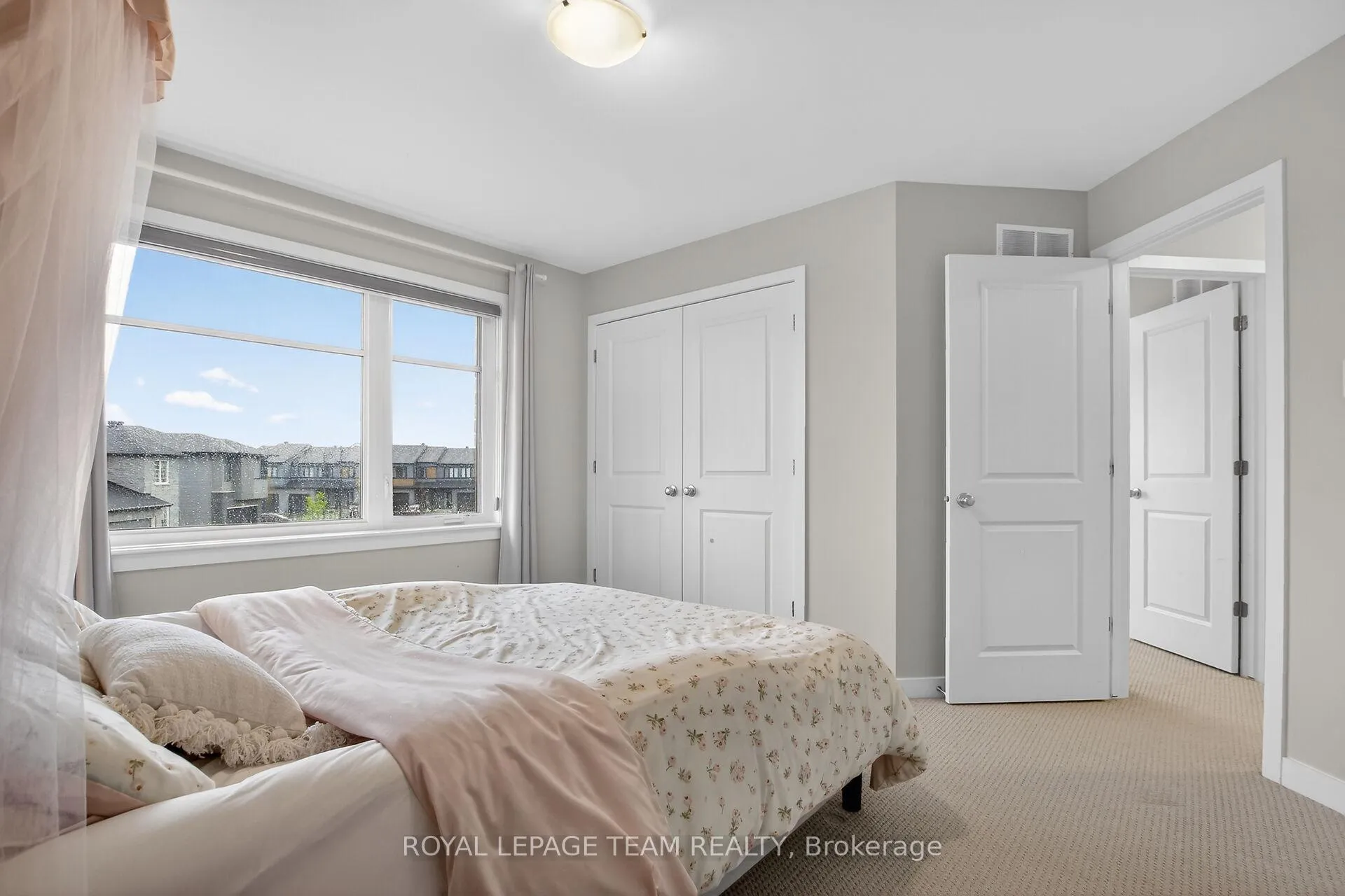 Photo 36 of 408 Gidran Circle, Ottawa, Kanata - Emerald Meadows/Trailwest — HOMEH