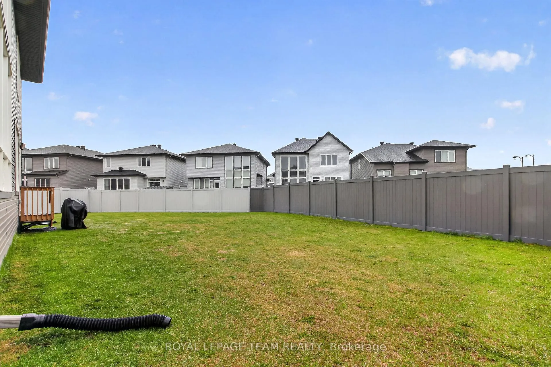 Photo 45 of 408 Gidran Circle, Ottawa, Kanata - Emerald Meadows/Trailwest — HOMEH