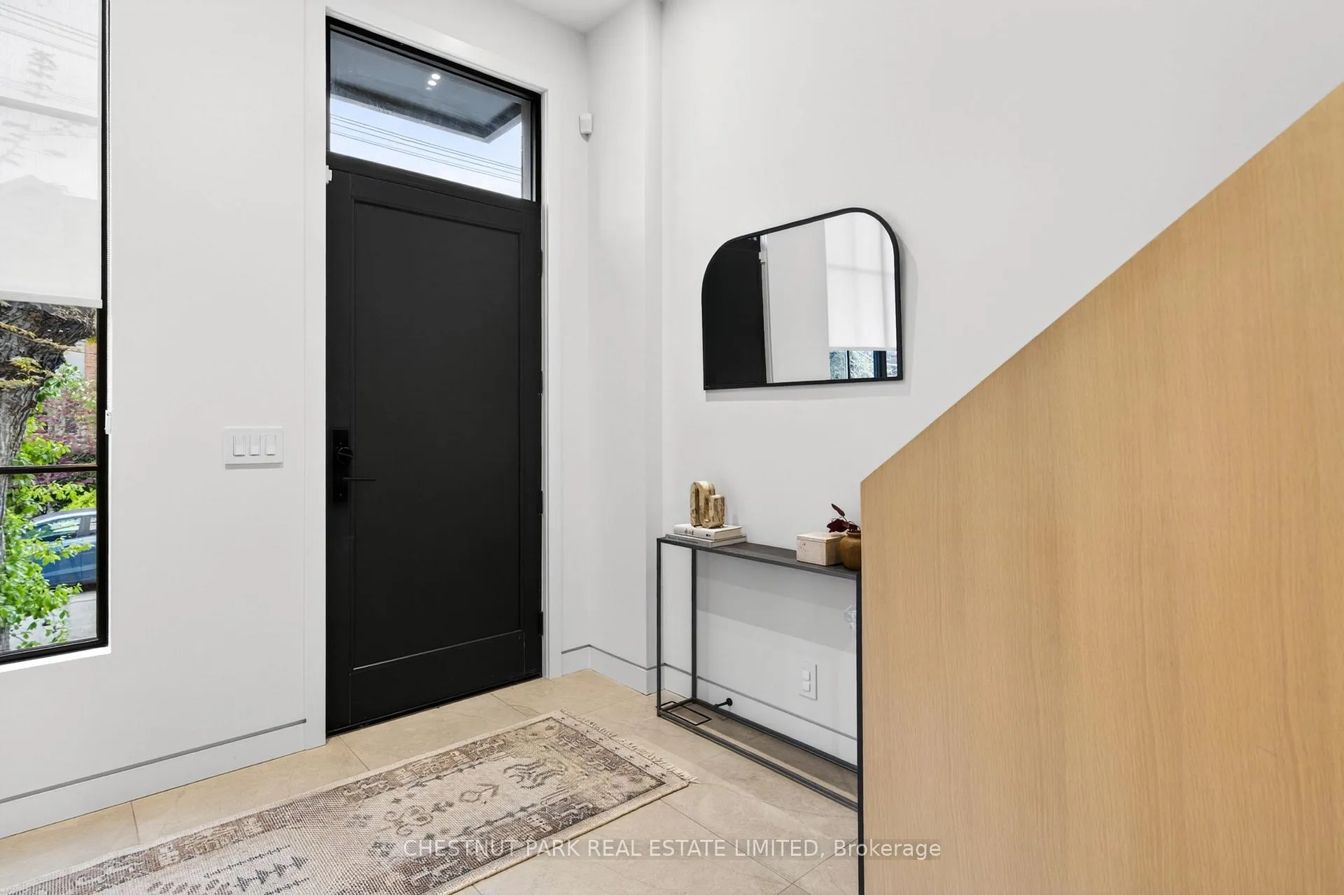 Photo 3 of 90 Macpherson Avenue, Toronto, The Annex — HOMEH