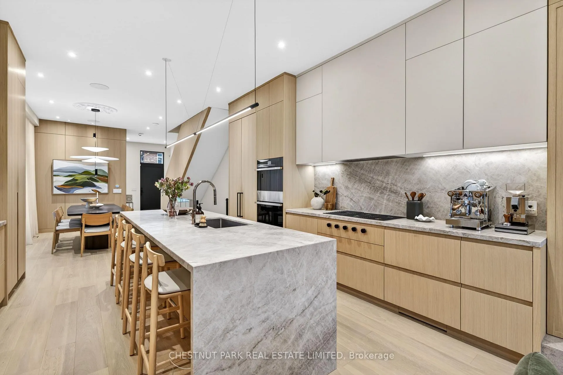 Photo 10 of 90 Macpherson Avenue, Toronto, The Annex — HOMEH