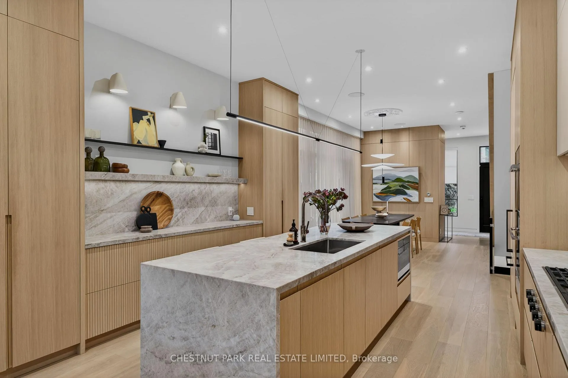 Photo 11 of 90 Macpherson Avenue, Toronto, The Annex — HOMEH