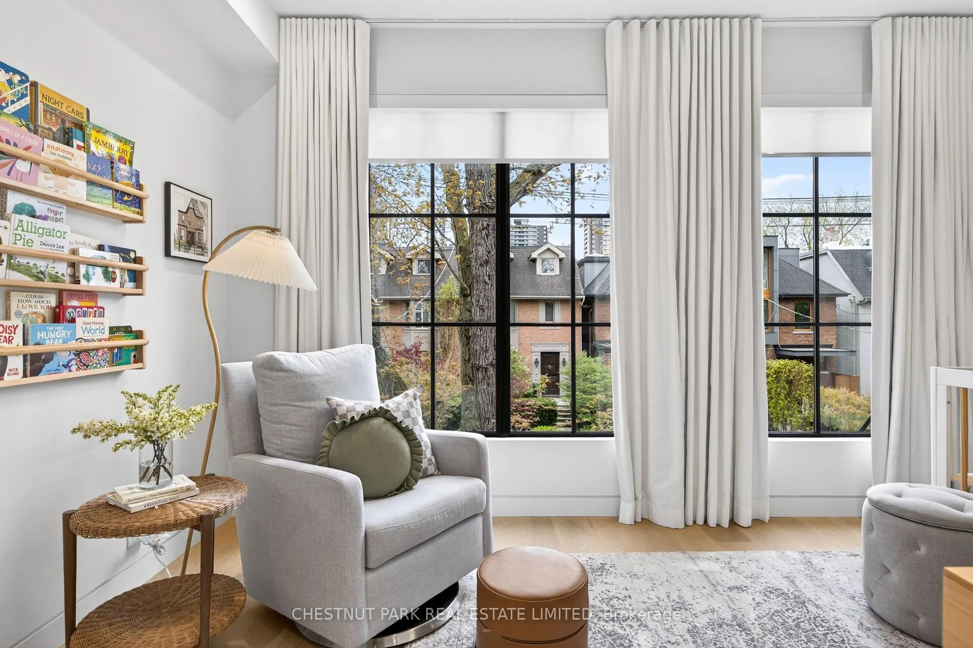 Photo 23 of 90 Macpherson Avenue, Toronto, The Annex — HOMEH