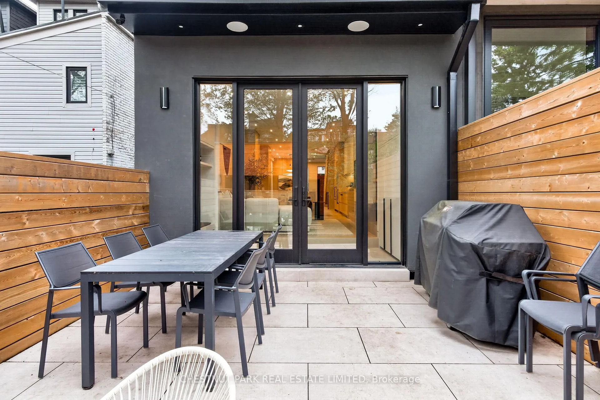 Photo 39 of 90 Macpherson Avenue, Toronto, The Annex — HOMEH